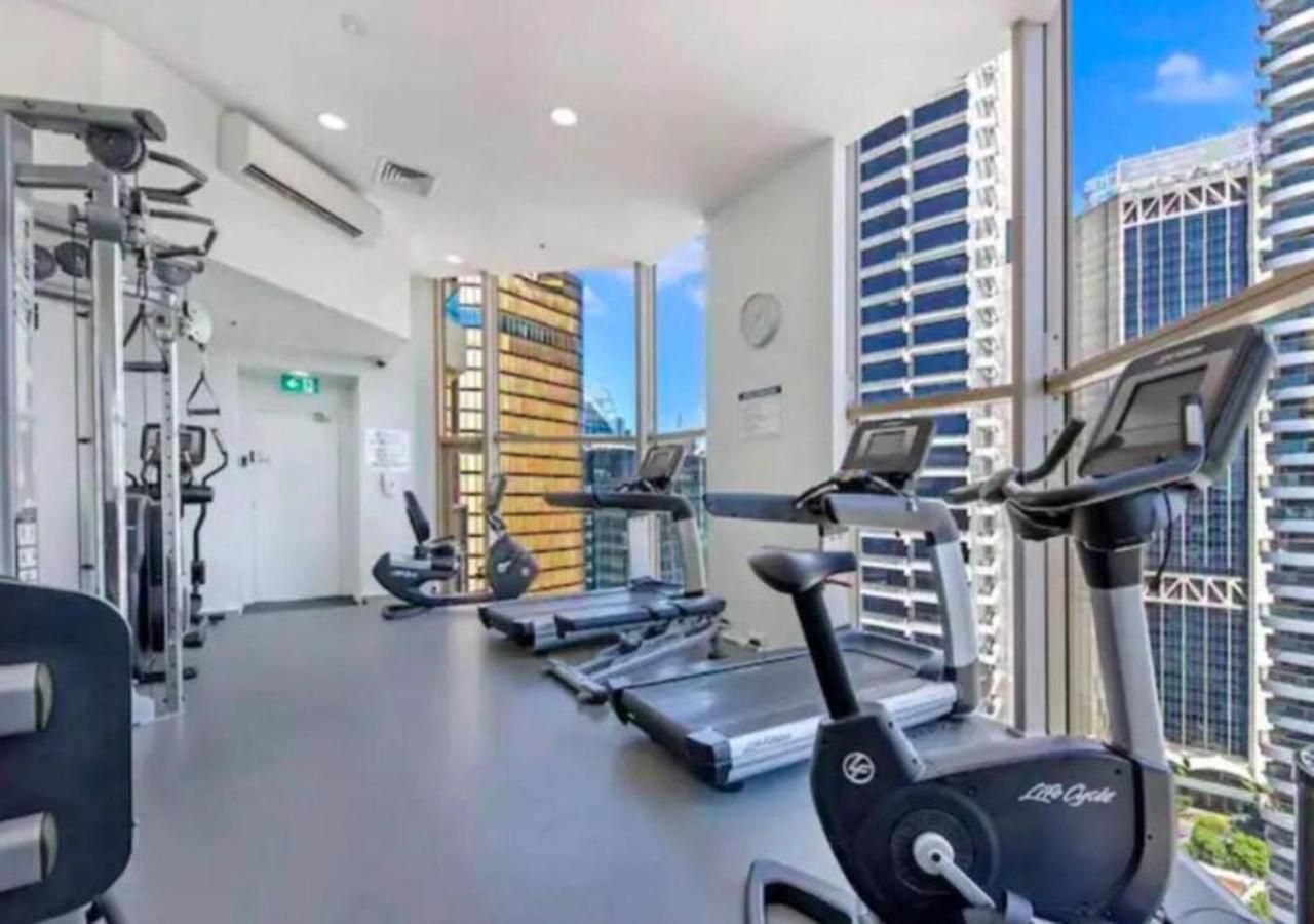 Apartment With Pool, Sauna & Gym! *