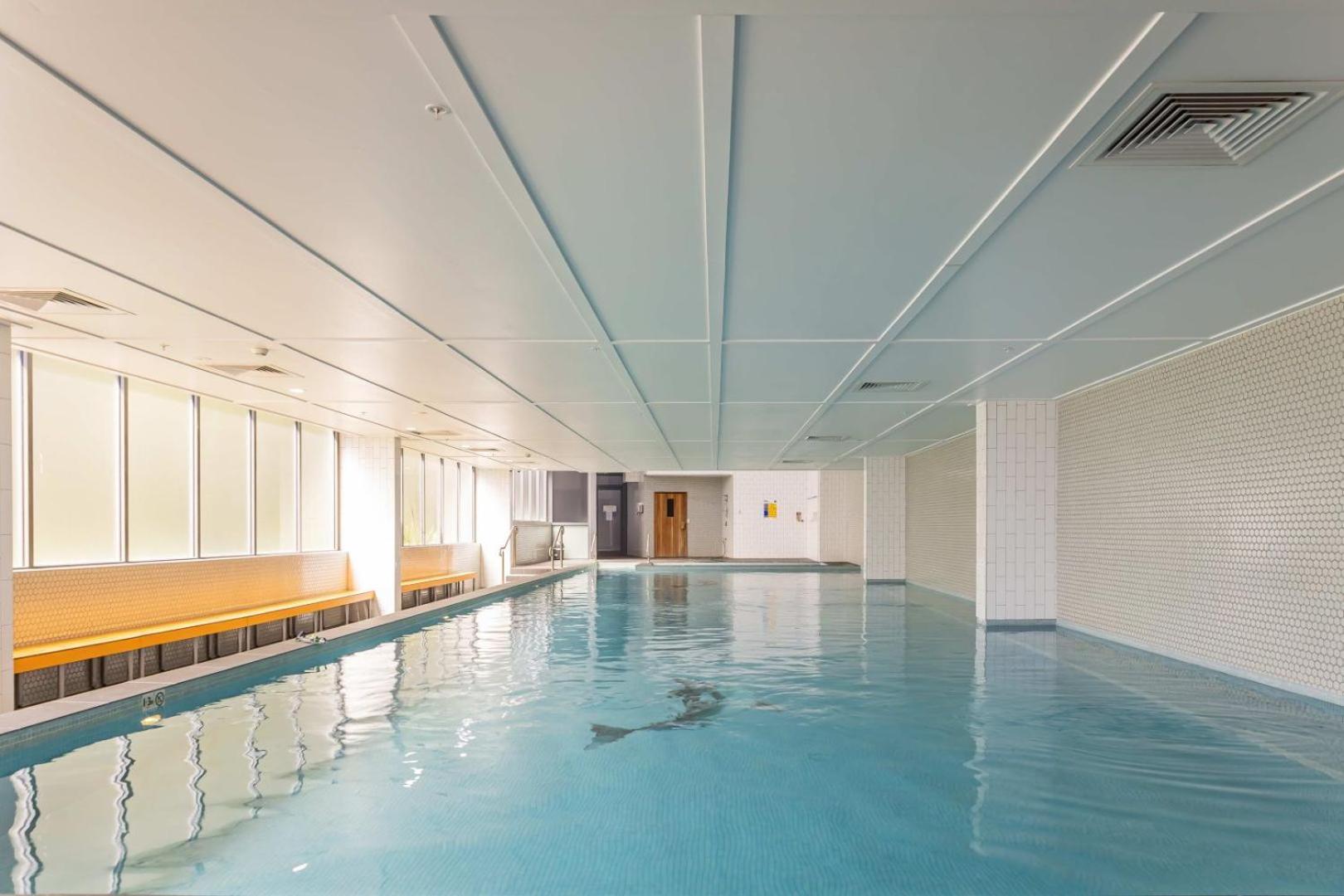 Zetland Near Shops & Train With Gym&pool For 6ppl Apartment *