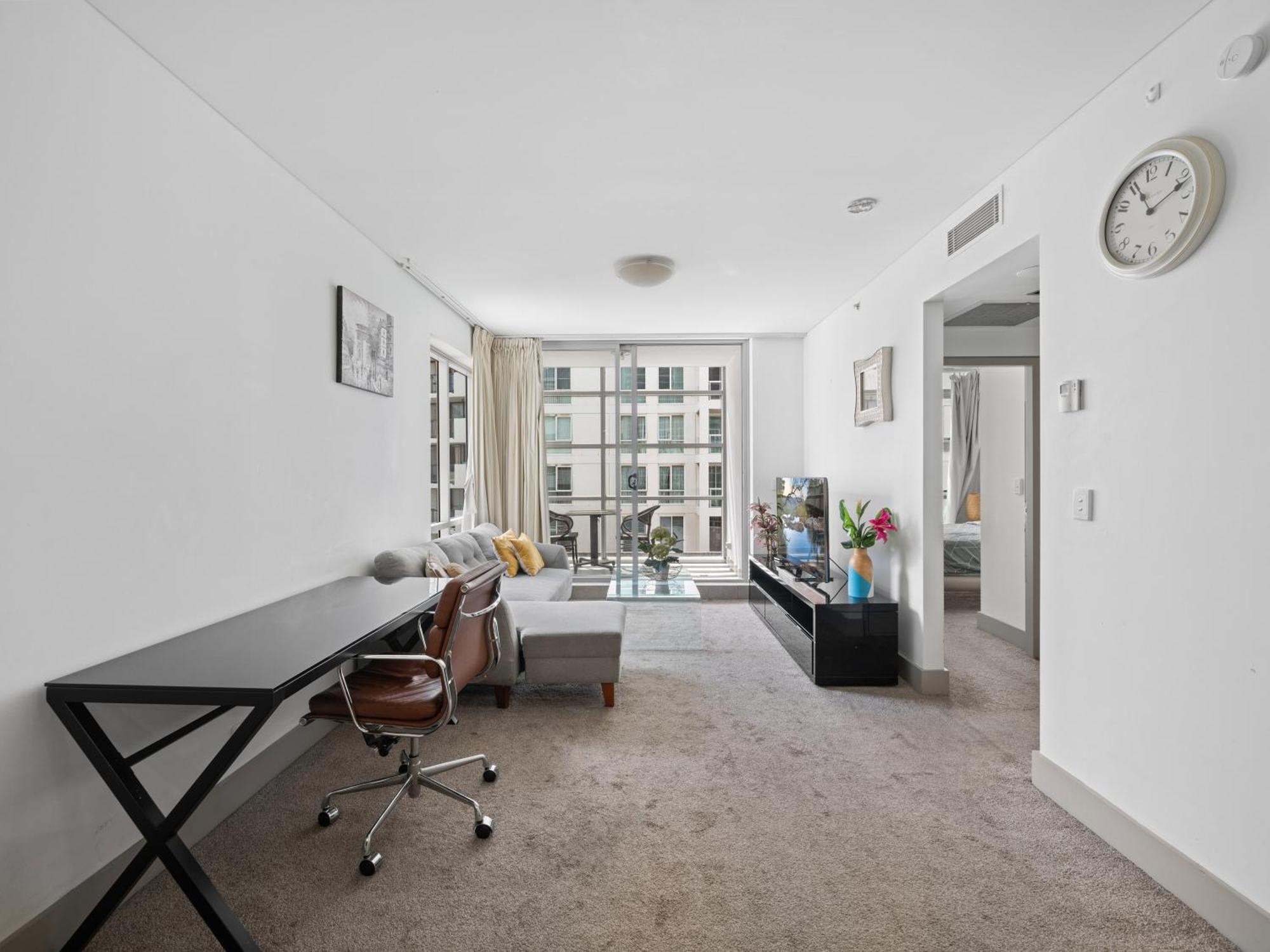 Vibrant 2bd Hideaway - 1 Bd Converted From A Study Apartment Sydney