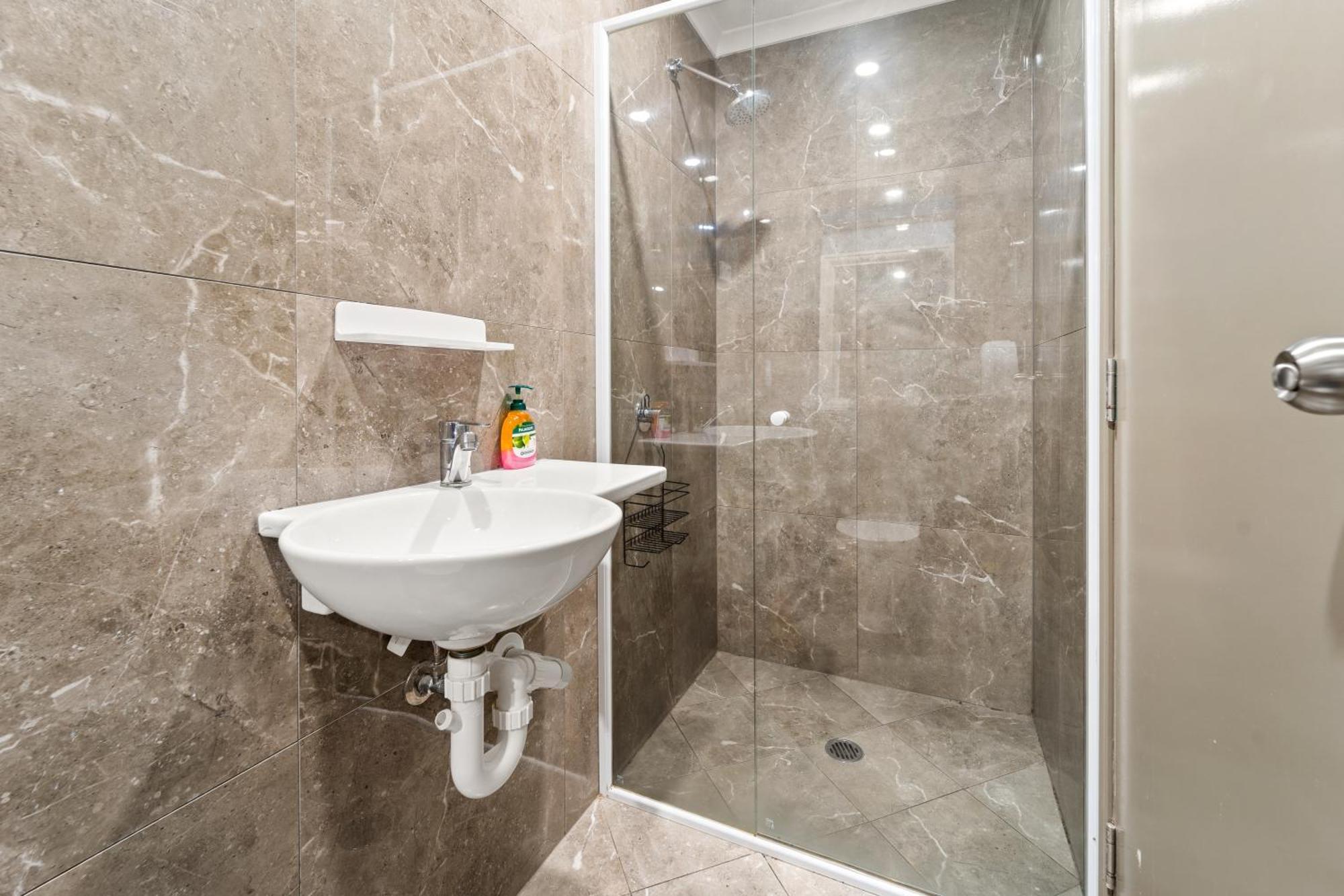 Azzurro Boutique - Surry Hills Inn 4*
