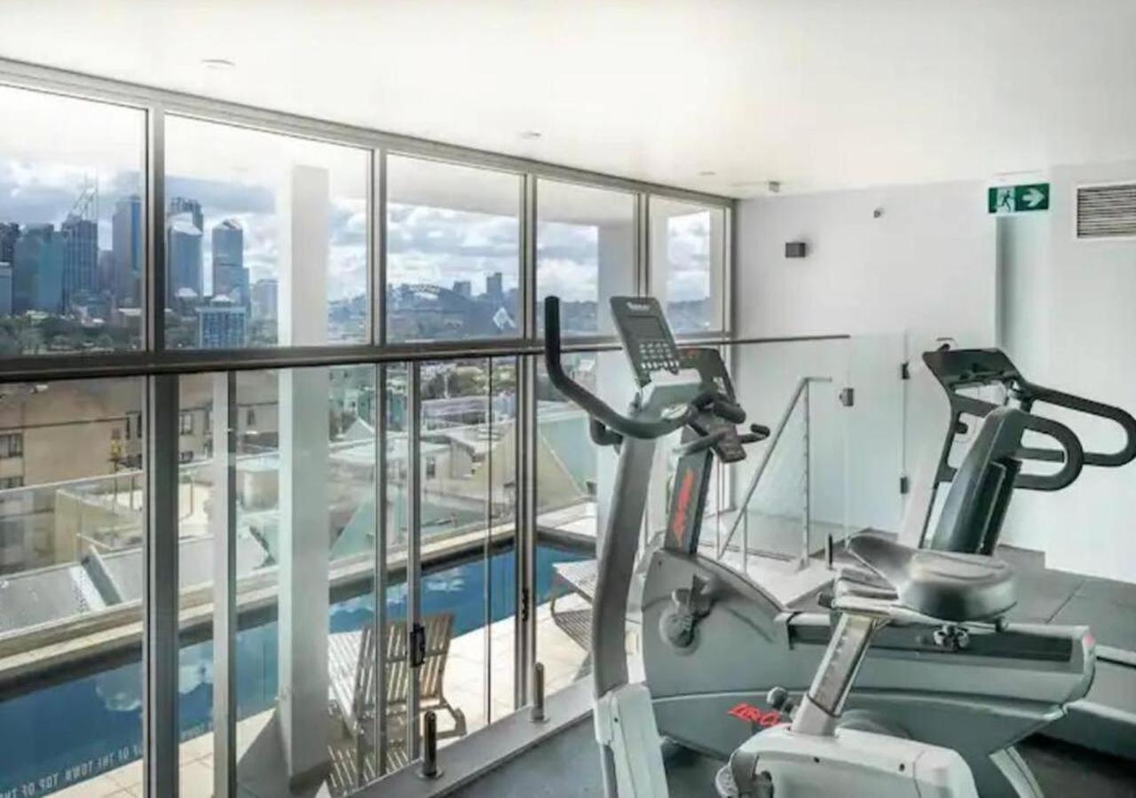 Stylish 2 Bed +24/7 Concierge + Pool + Sauna Apartment Sydney