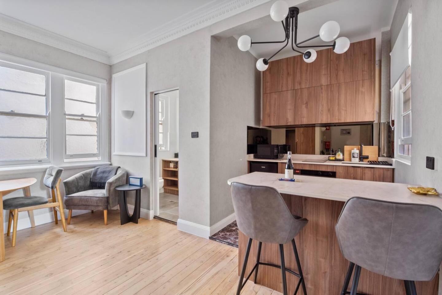 'west End' - In The Heart Of Sydney, Potts Point *