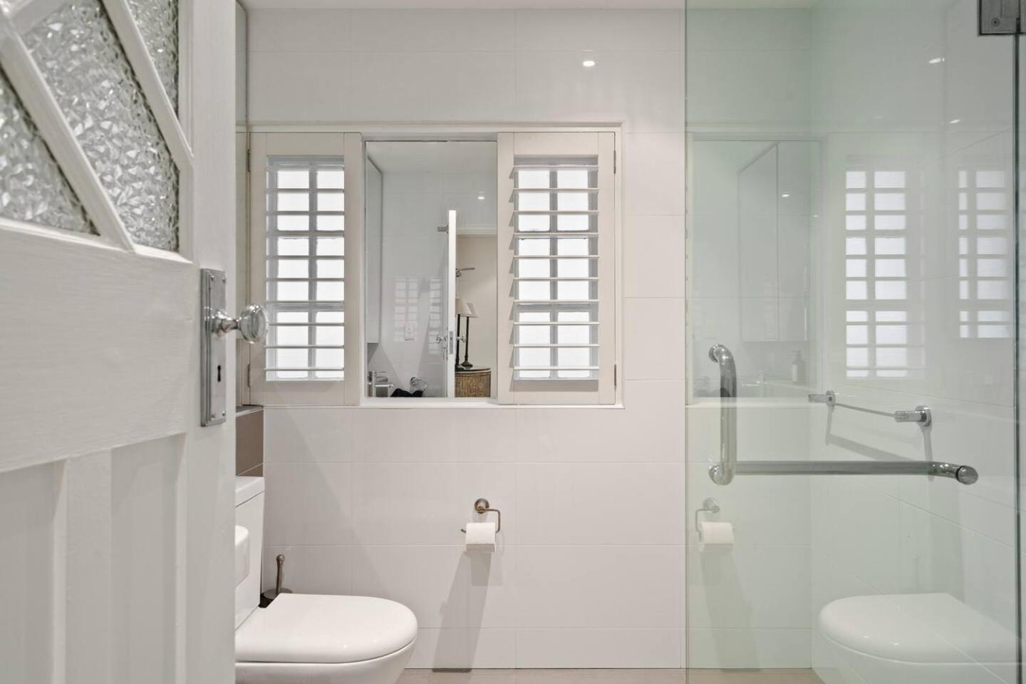 The Bay Retreat - Neutral Bay Apartment *