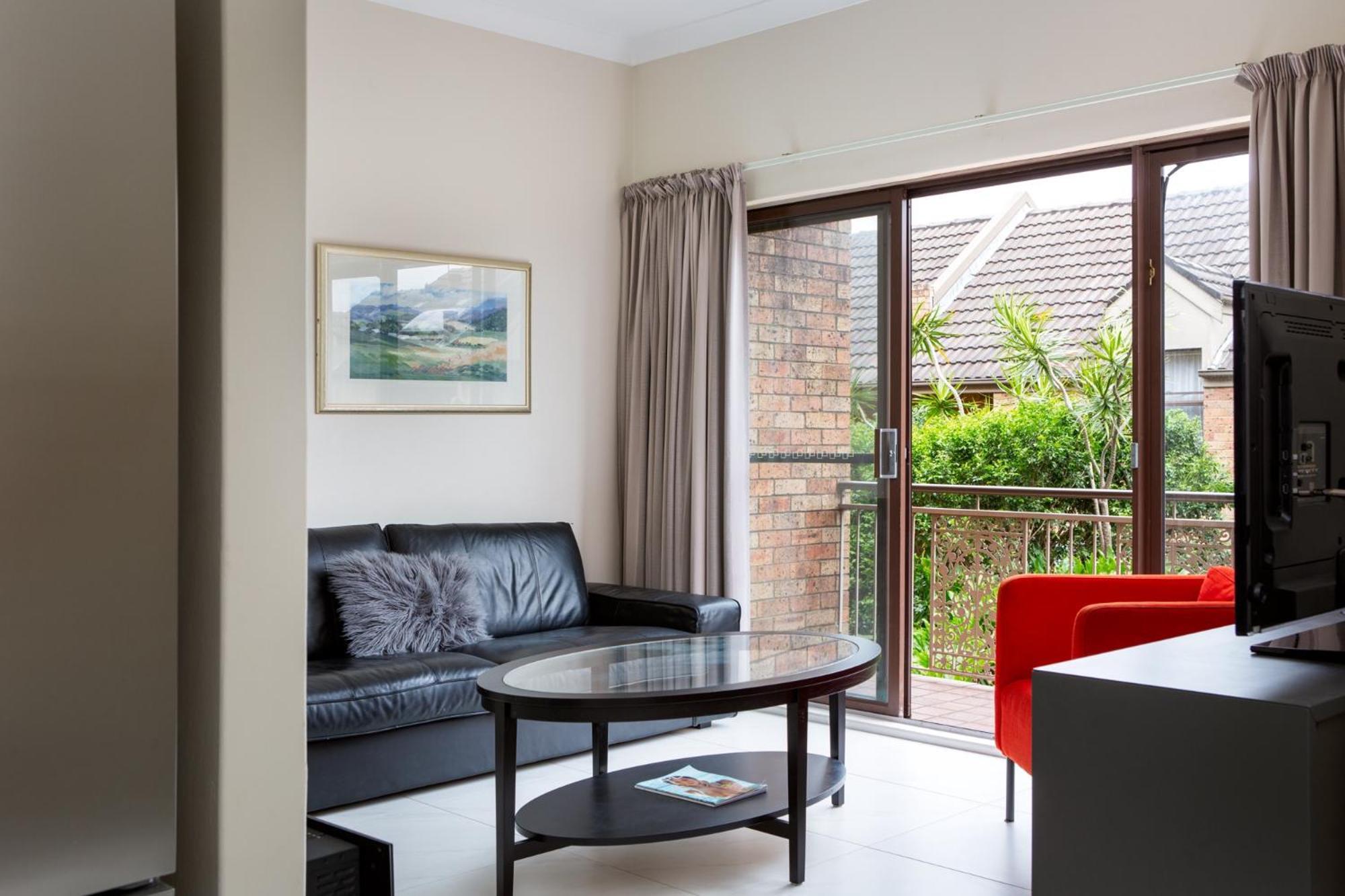 Spacious 3-bed Townhouse In Stylish Balmain Holiday home