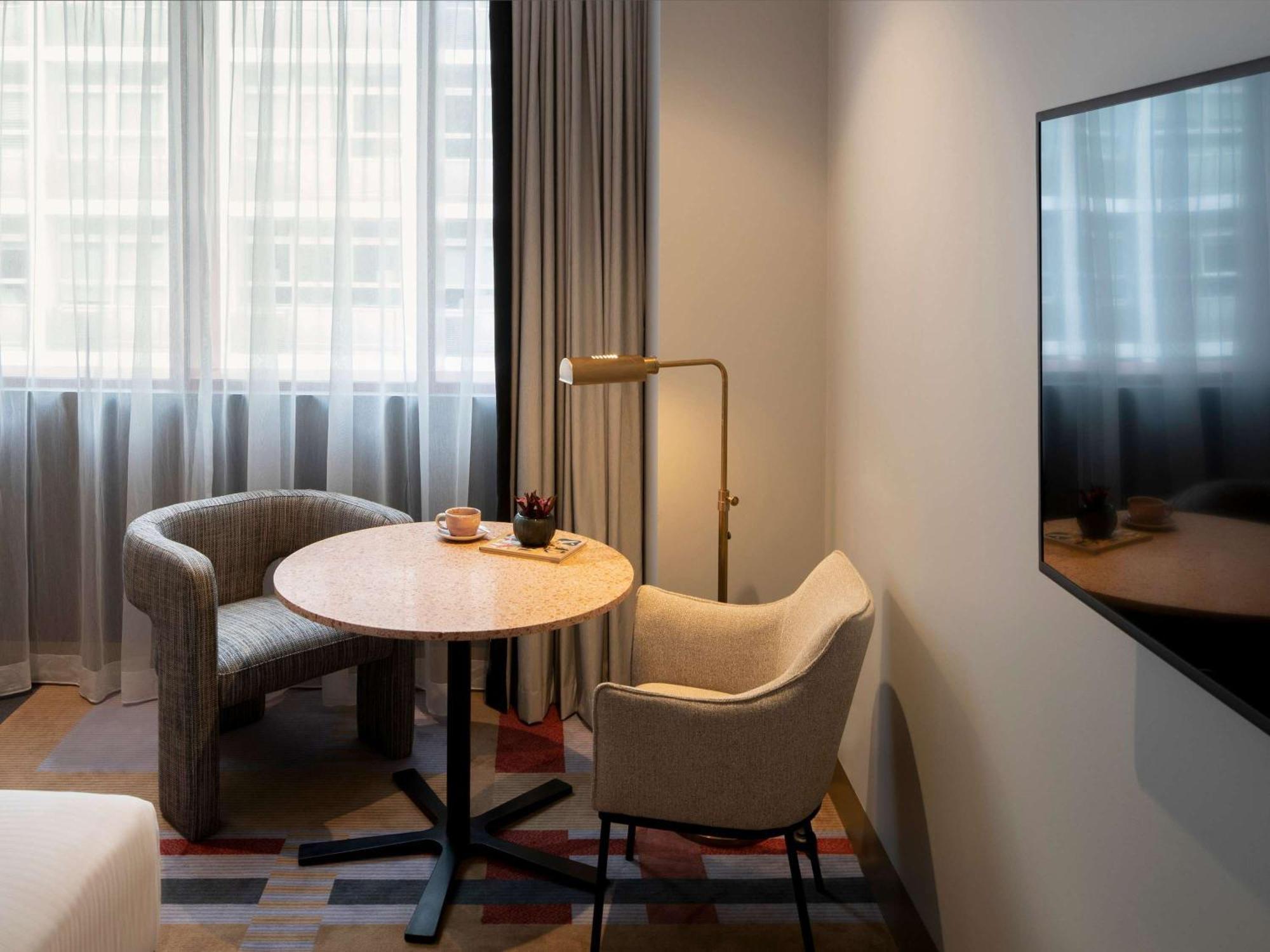 Mercure Martin Place 4* Sidney