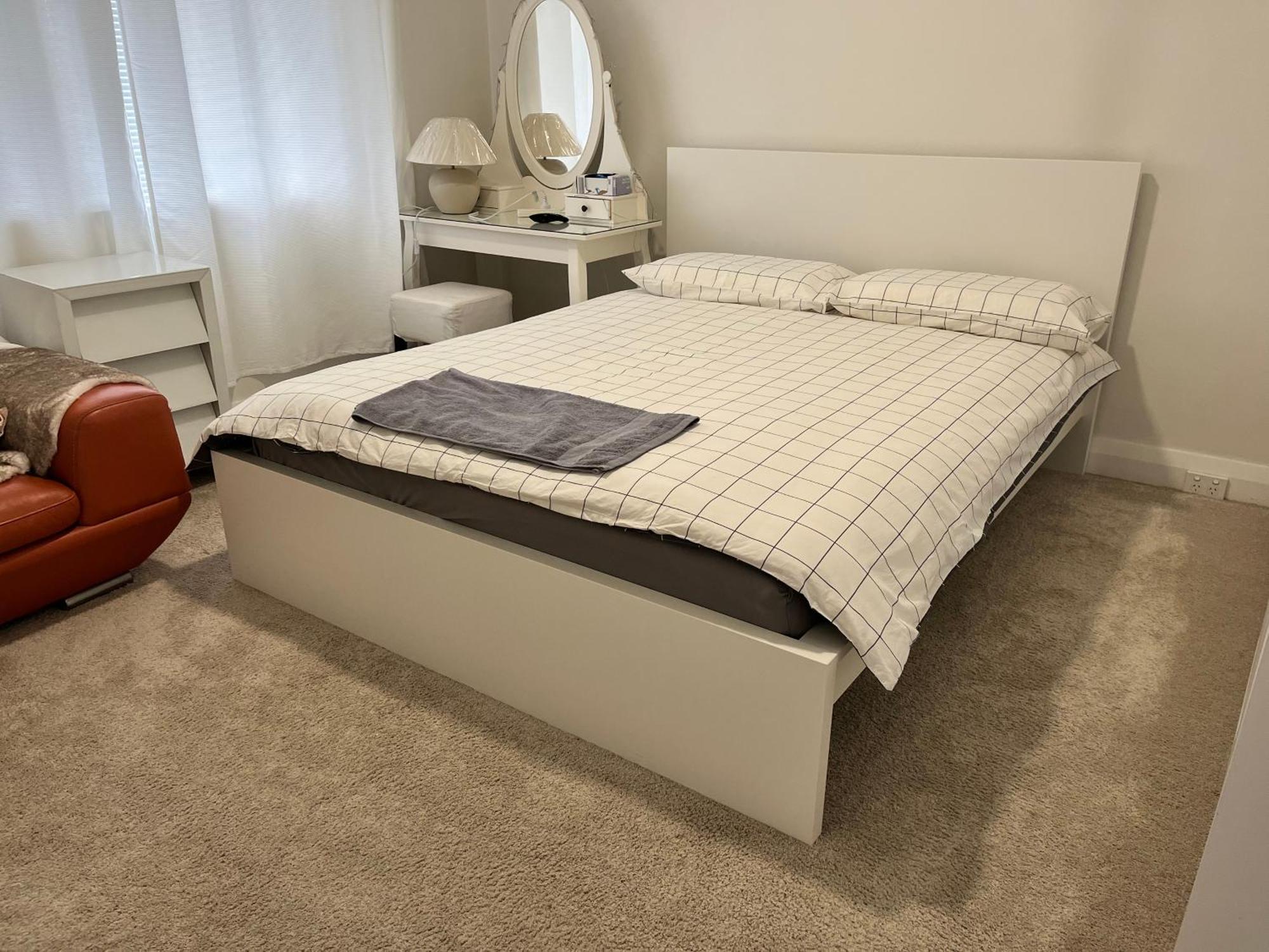 South Bay-room 1 And Airport Sydney
