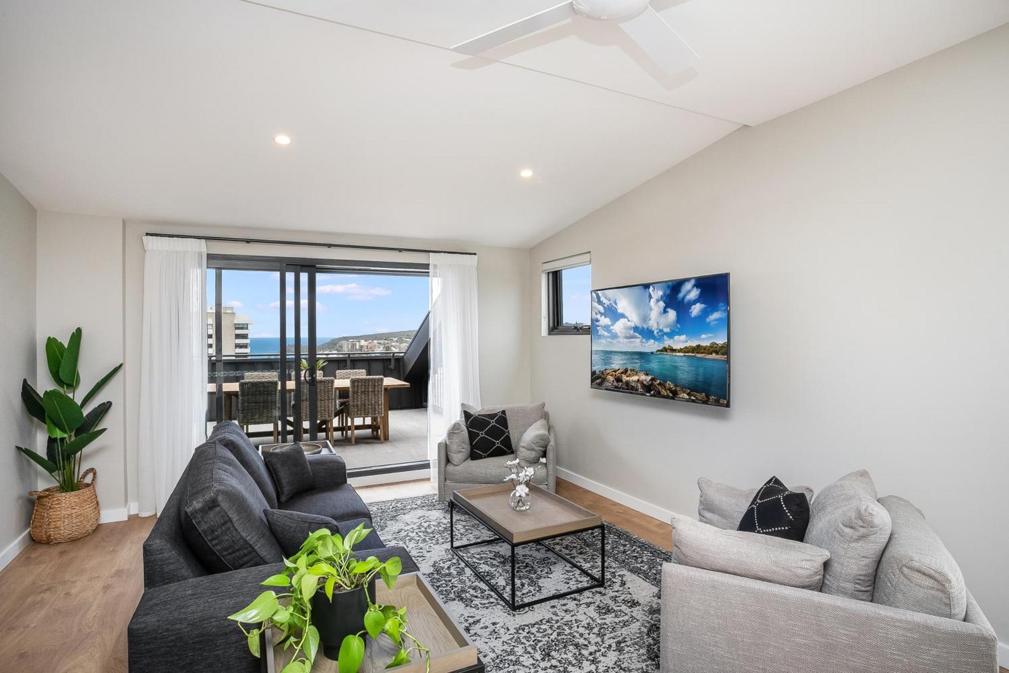 Spacious Penthouse Fabulous Harbour & Ocean Views *
