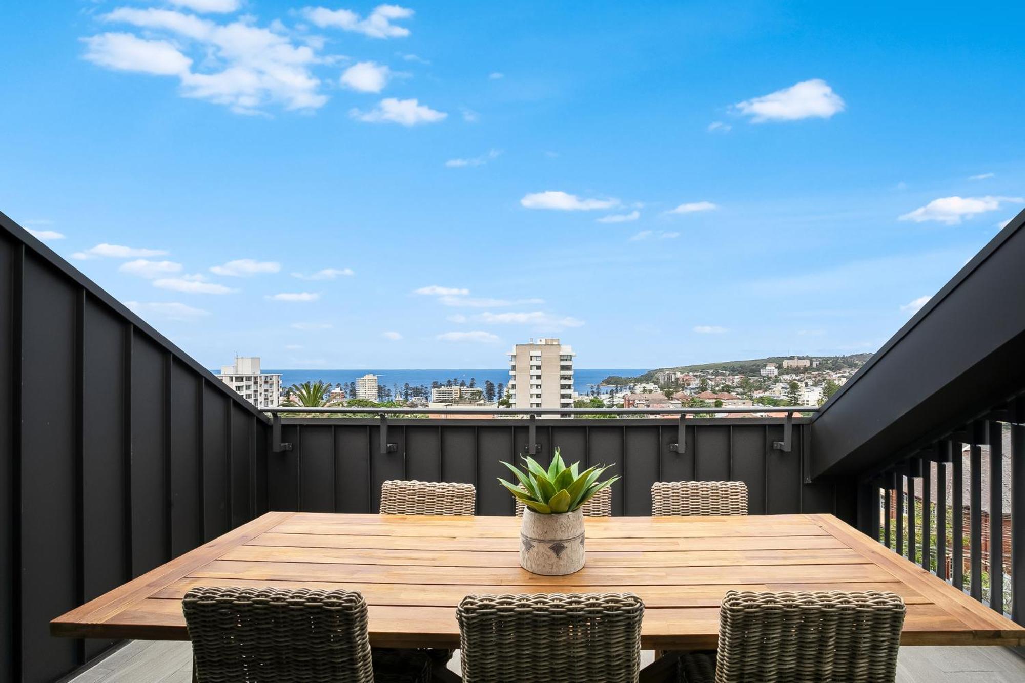 Apartment Spacious Penthouse Fabulous Harbour & Ocean Views