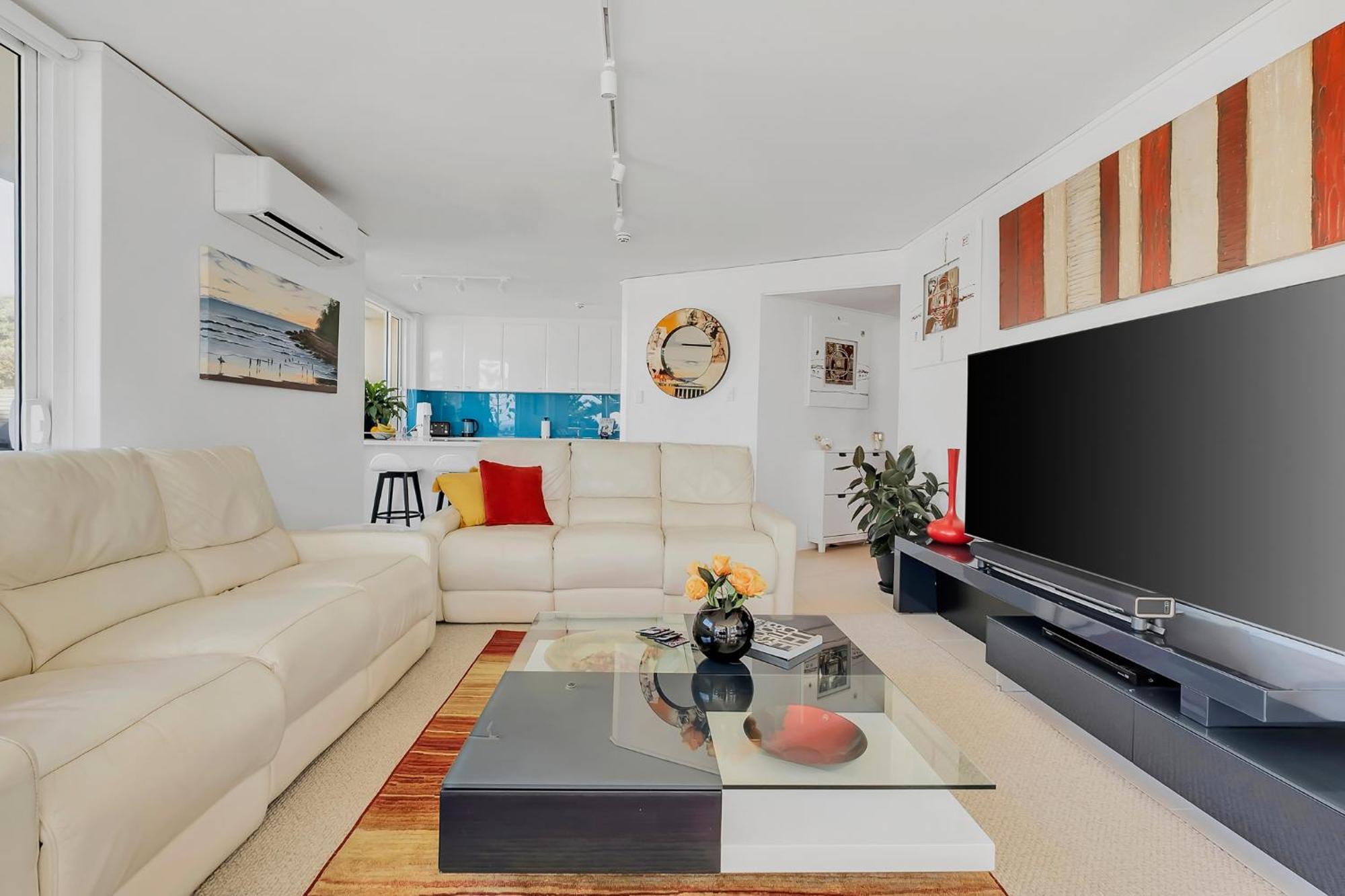 Apartamento Unbeatable Beachfront Views 3 Mins Walk To Corso *