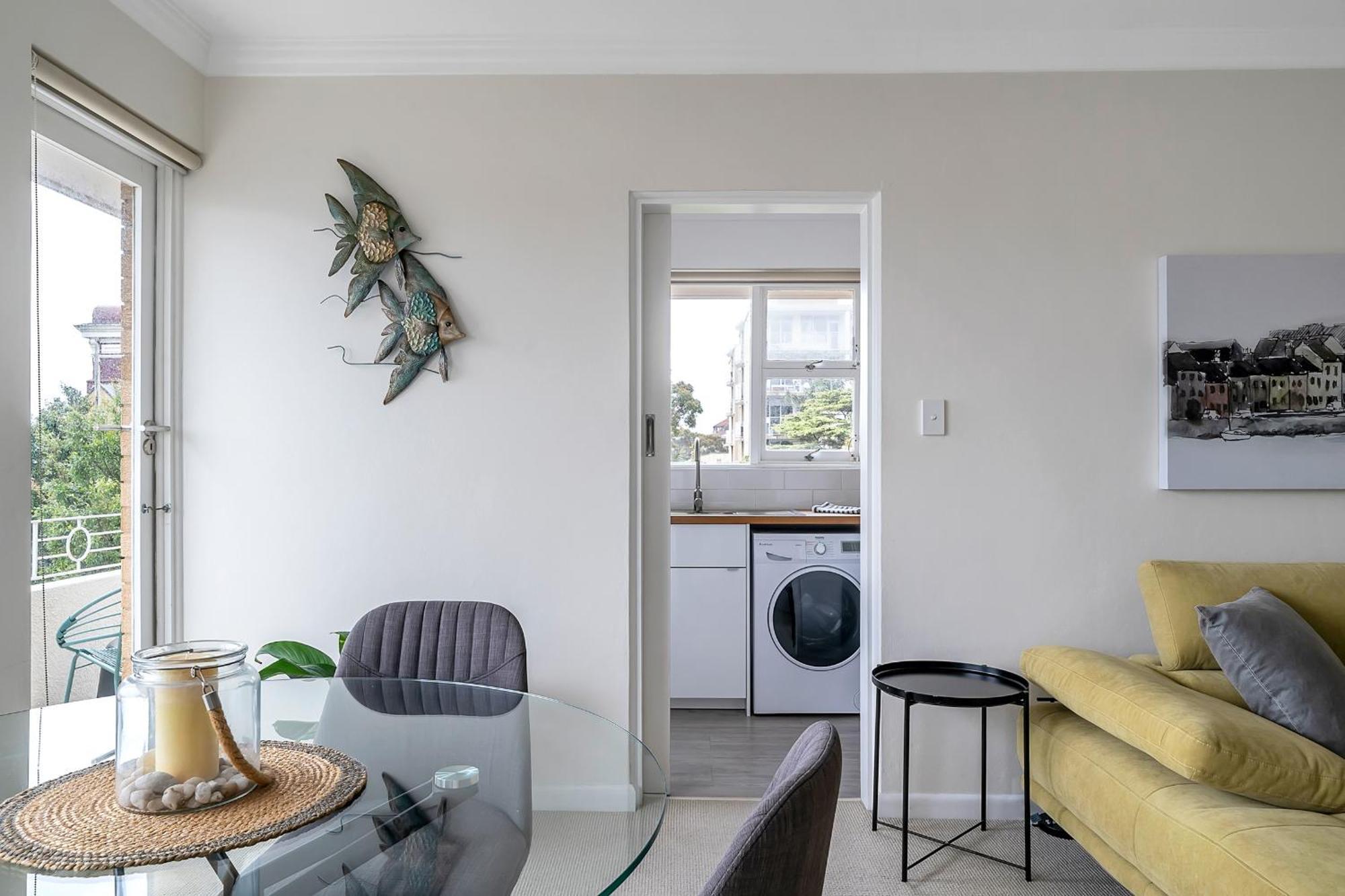 Harbour Views Walk To Surf Harbour Beaches & Wharf Apartment Sydney