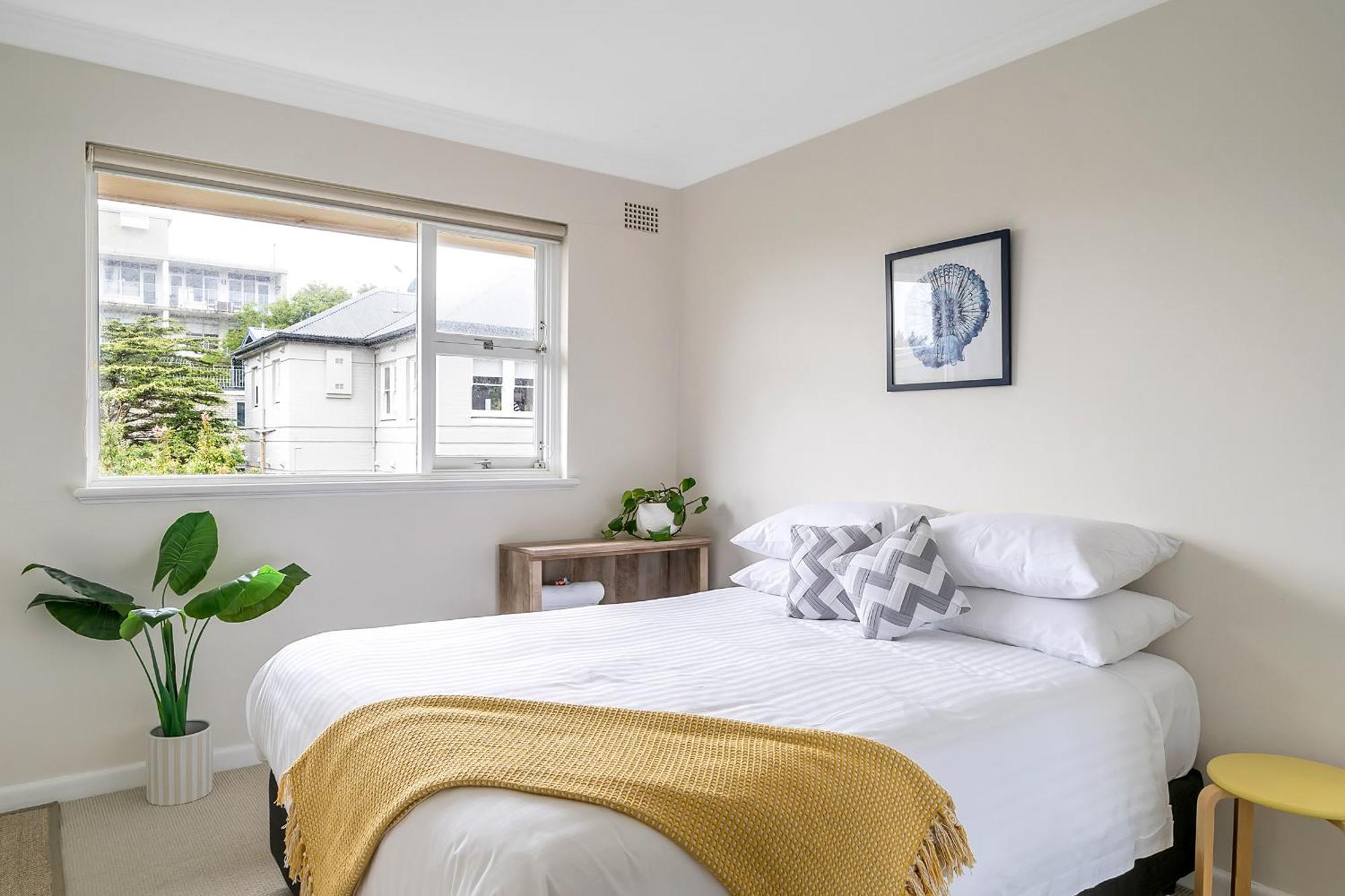 Harbour Views Walk To Surf Harbour Beaches & Wharf Apartment *