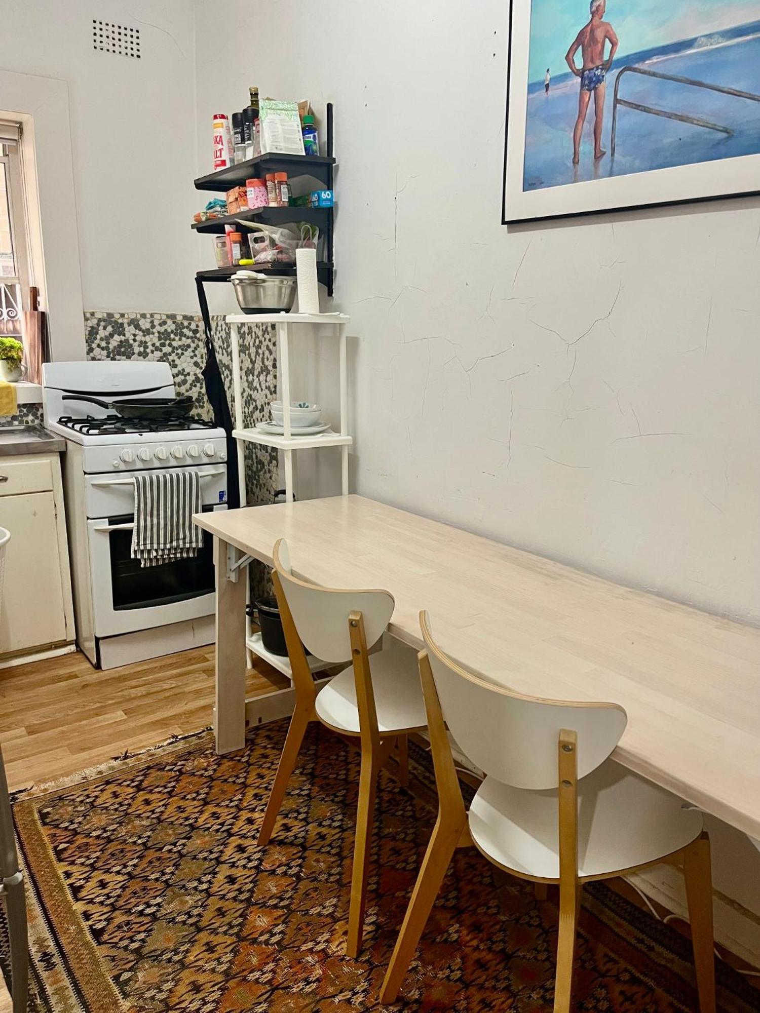 Little White Heaven - Shared * Sydney