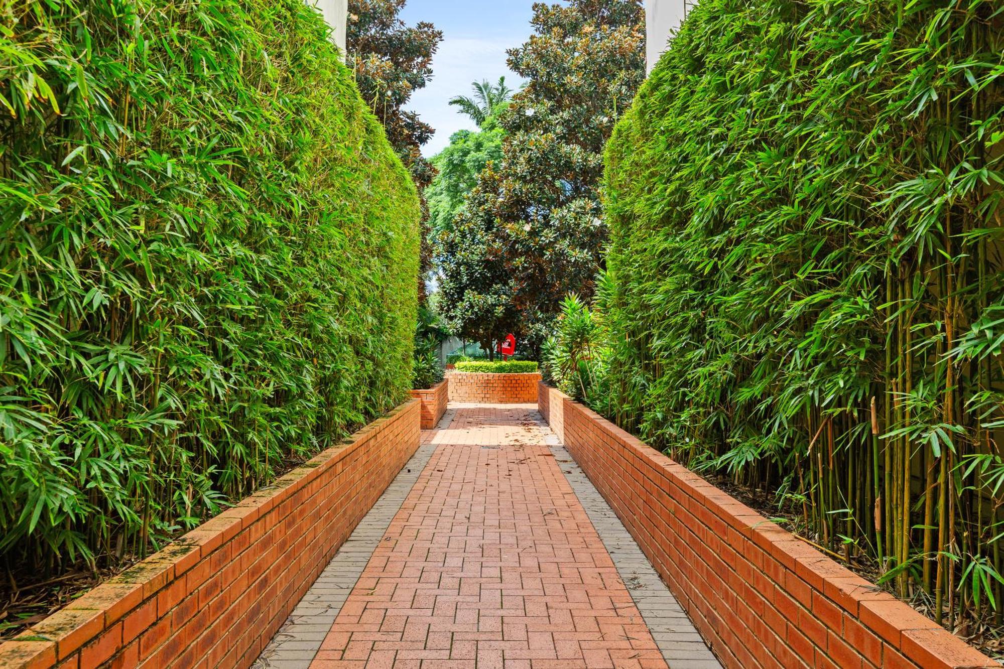 Hip Inner-city Living In Vibrant Erskineville * Sydney
