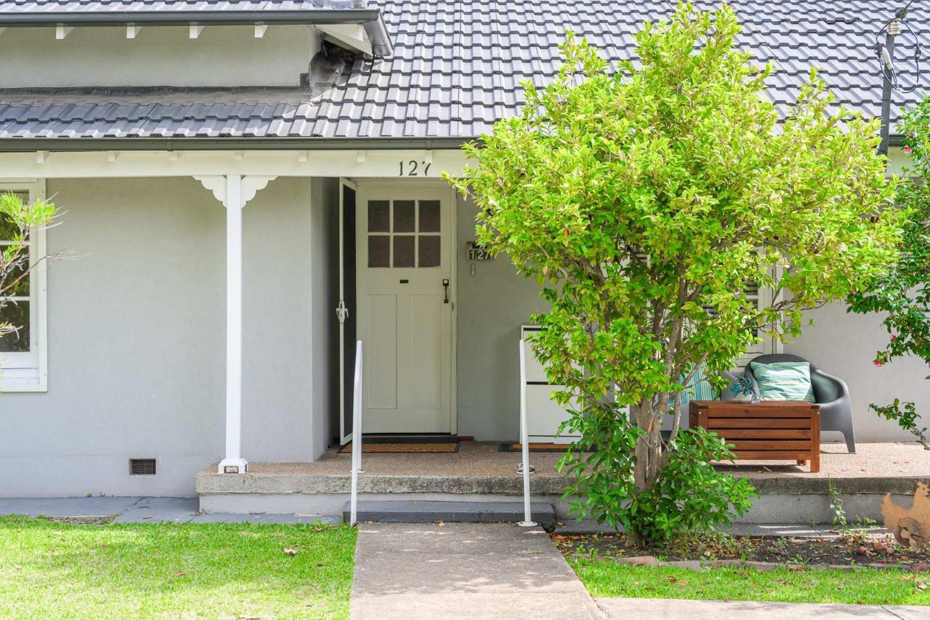 Spacious 4br Straithfield House Close 2 Airport *