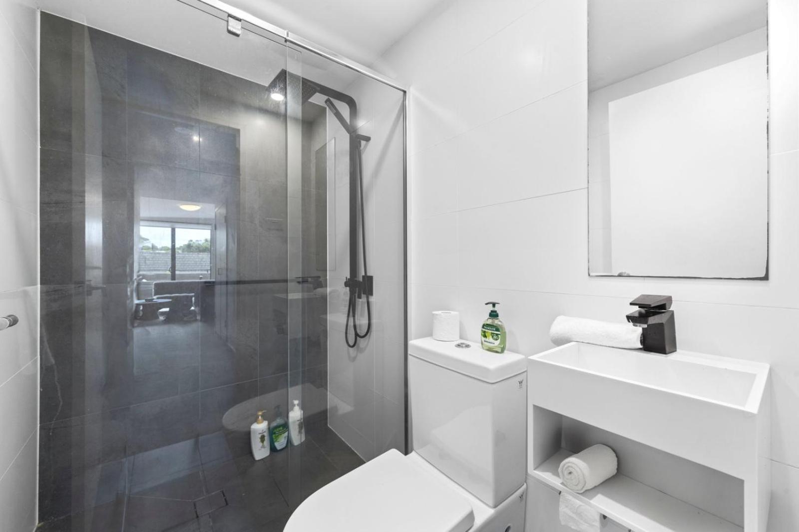 Apartment Lovely In Manly Vale Sydney