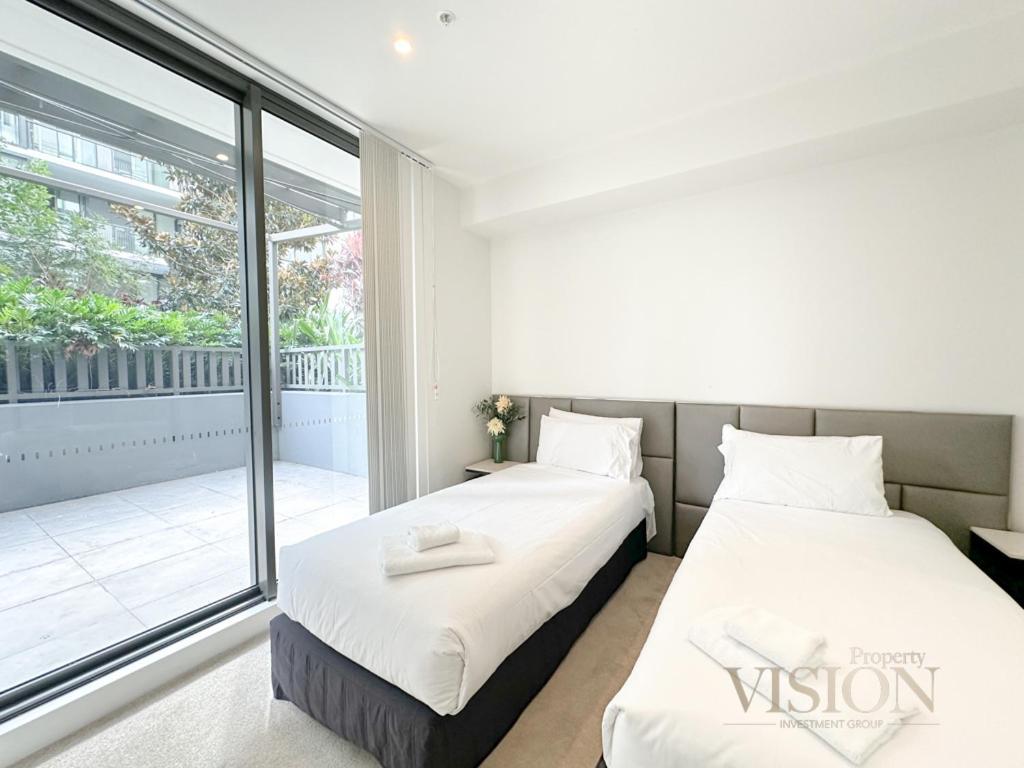 Modern 2 Bedroom Next To North Ryde Metro * Sydney