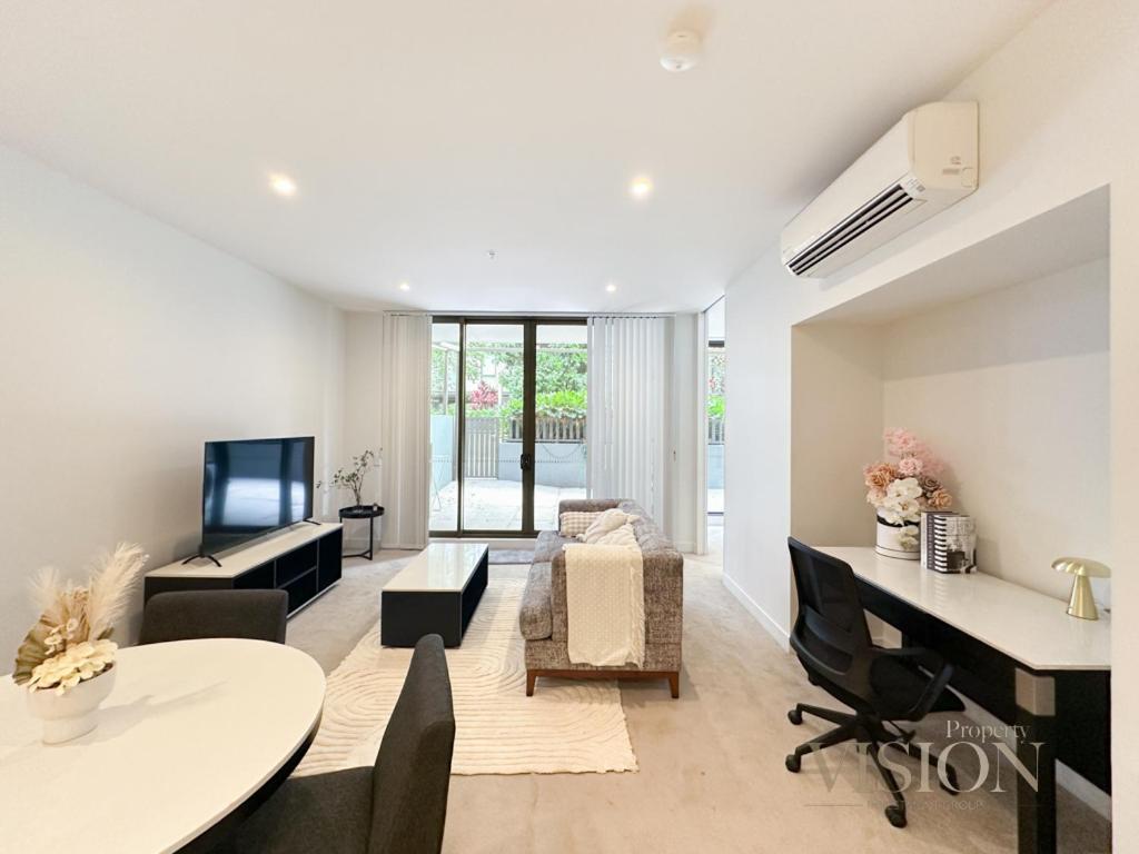 Modern 2 Bedroom Next To North Ryde Metro Apartment