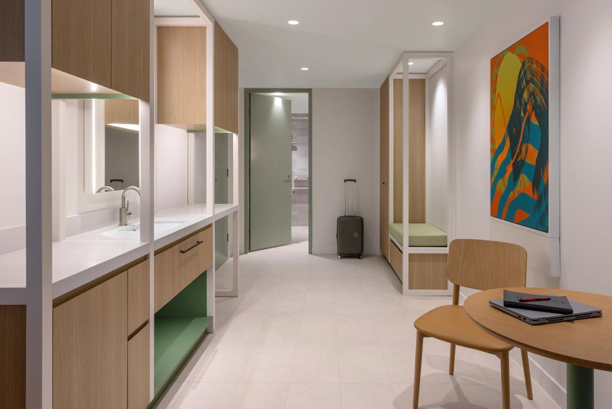 Lyf Bondi Junction