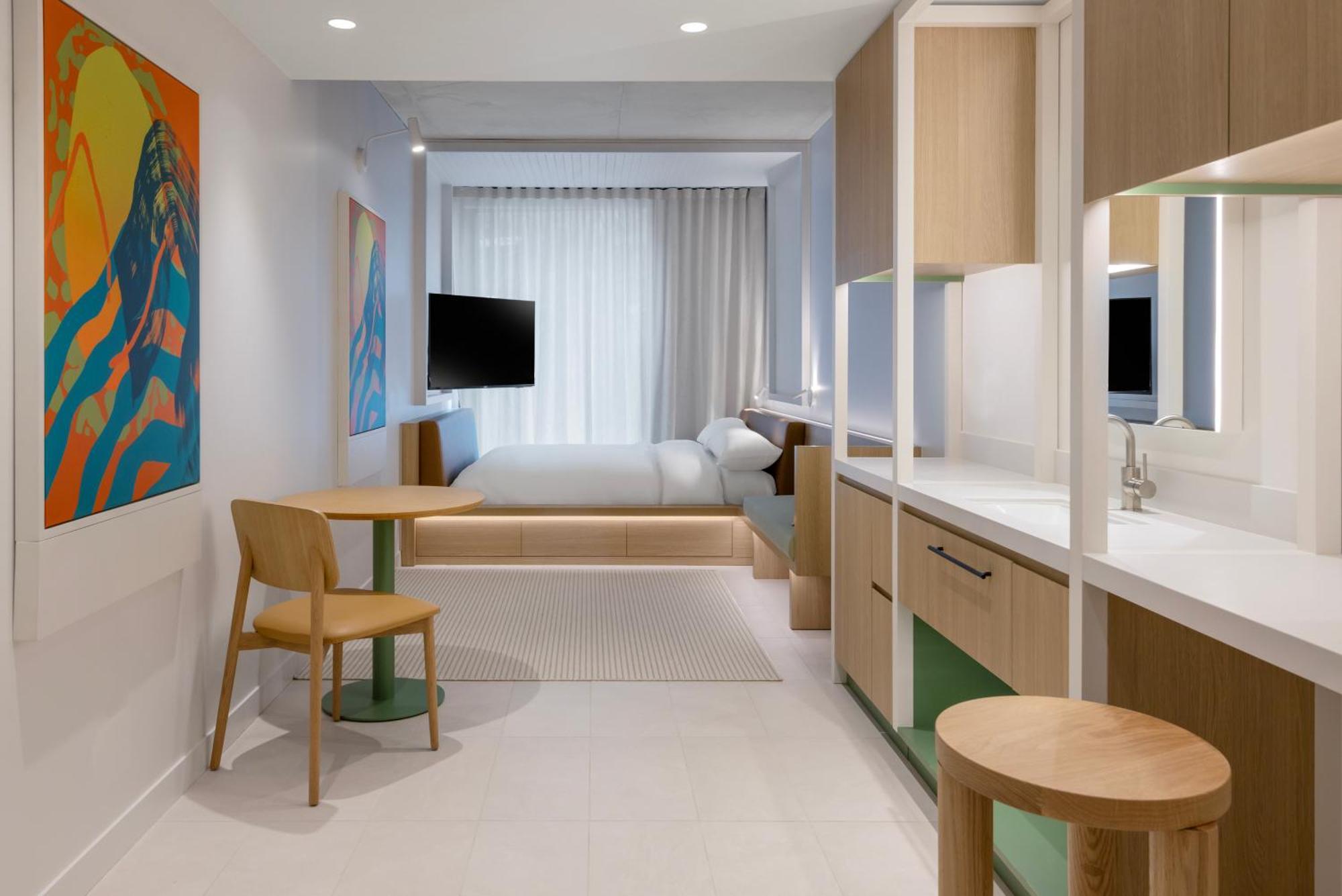 Lyf Bondi Junction 4*