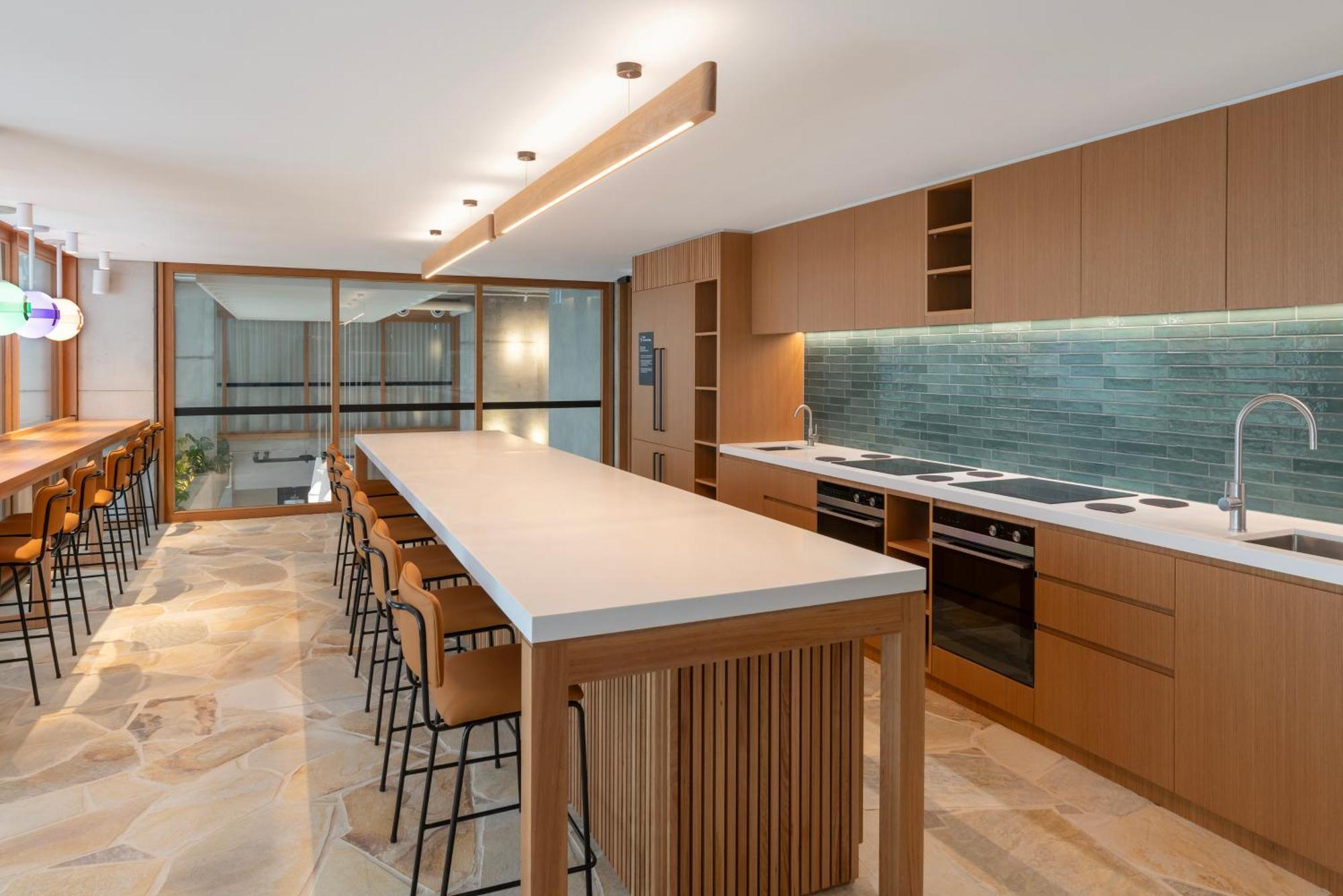 Lyf Bondi Junction Hotel