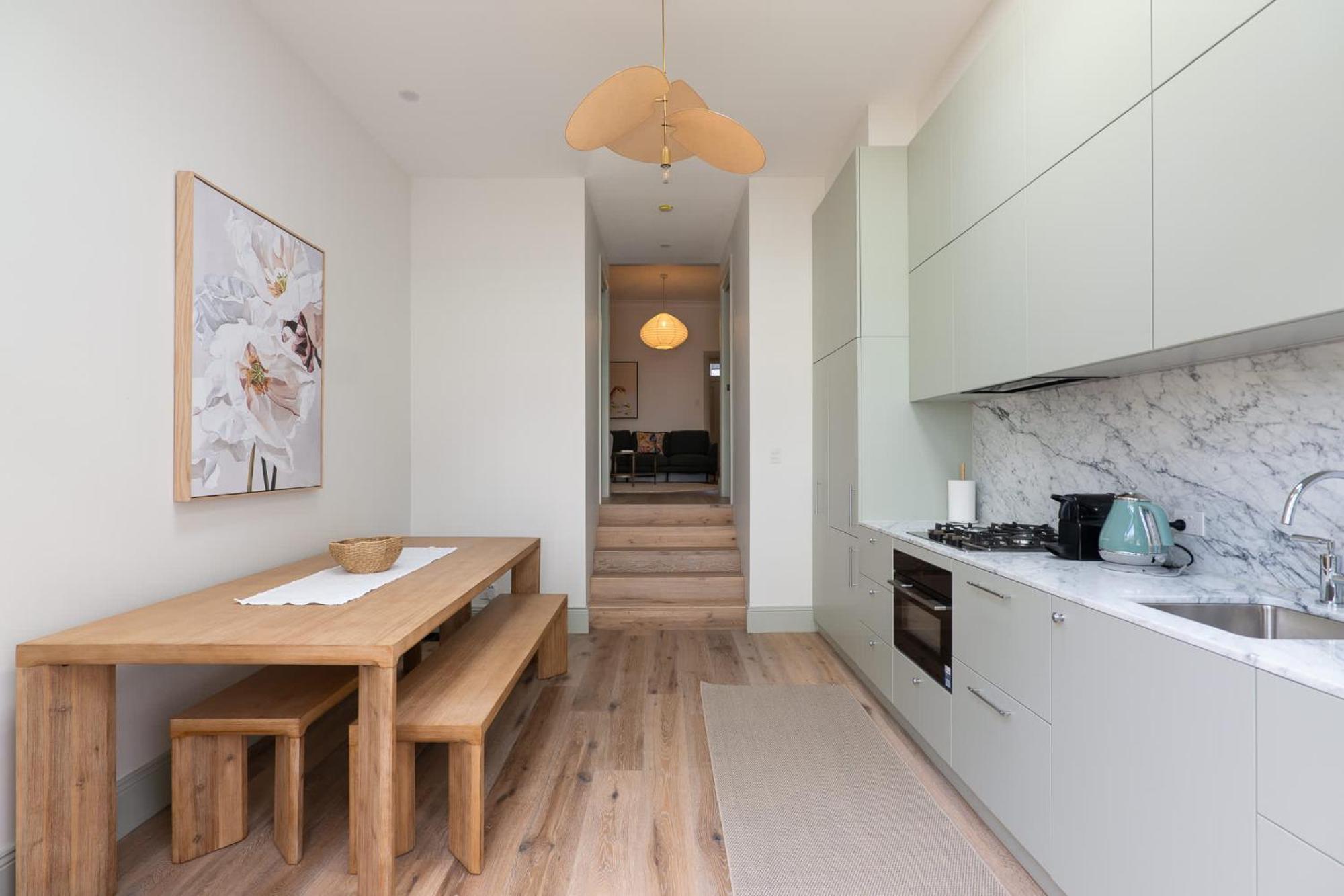 Exquisite Modern 3 Bed In Newtown W Parking * Sydney