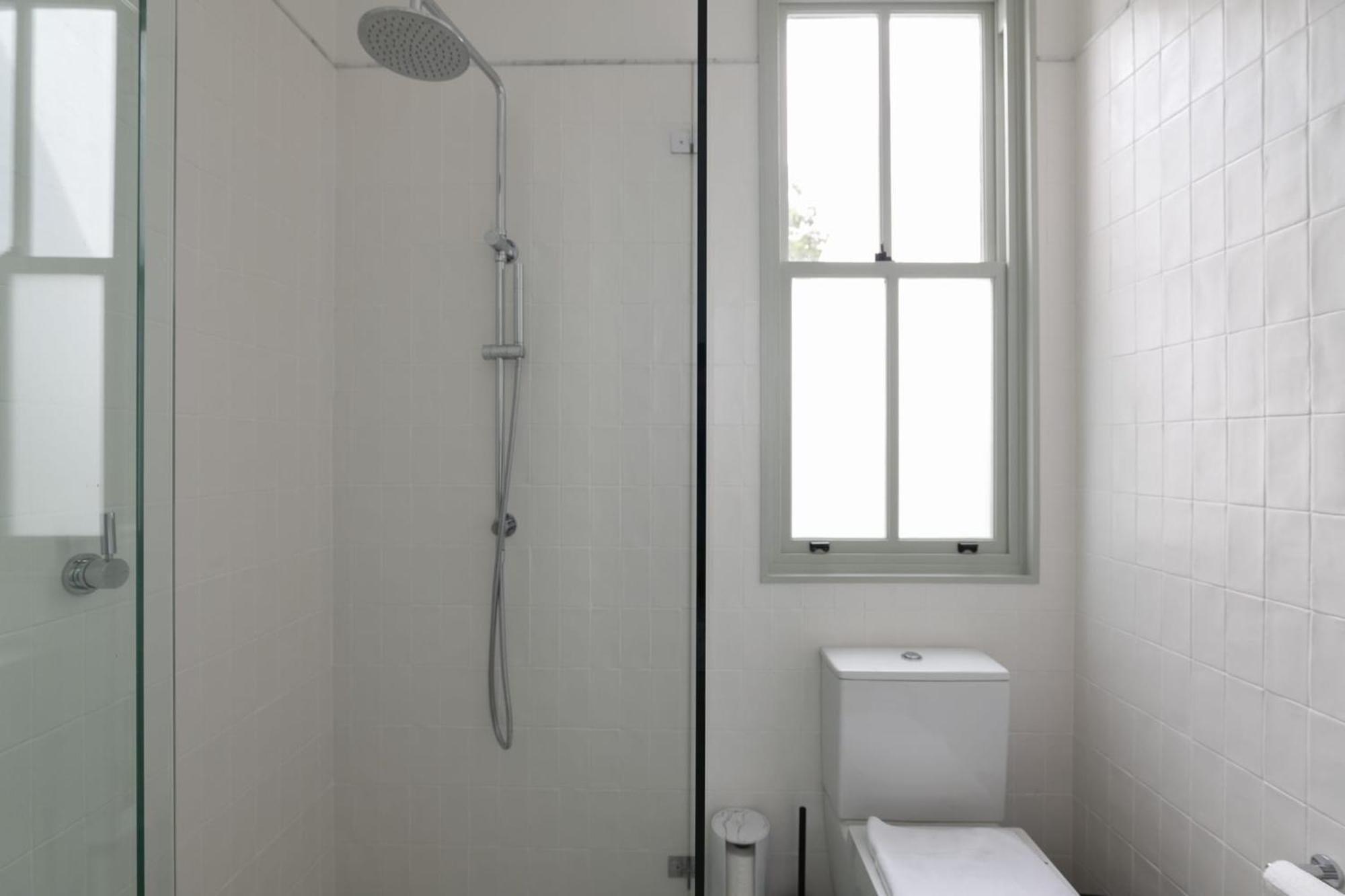 Exquisite Modern 3 Bed In Newtown W Parking Holiday home Sydney