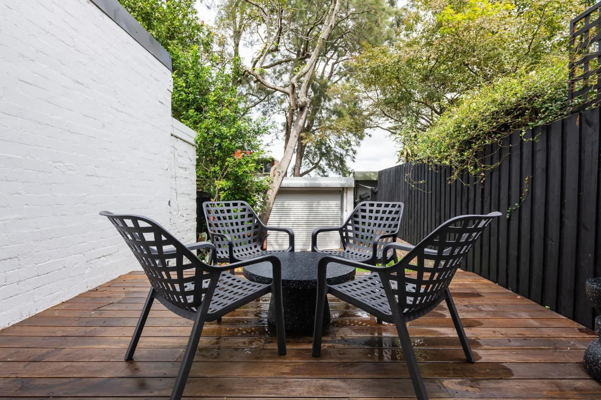 Exquisite Modern 3 Bed In Newtown W Parking *