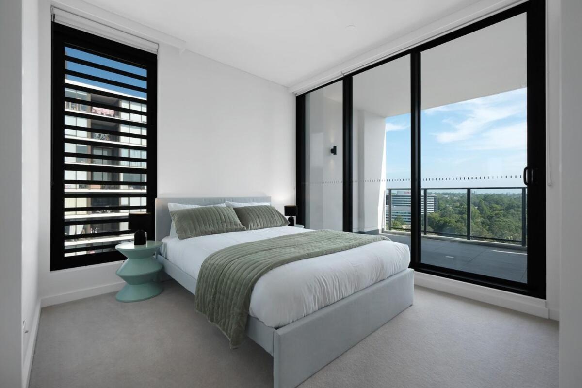 Mq Lux 2br With Study, Pool, Free Parking, Metro Apartment