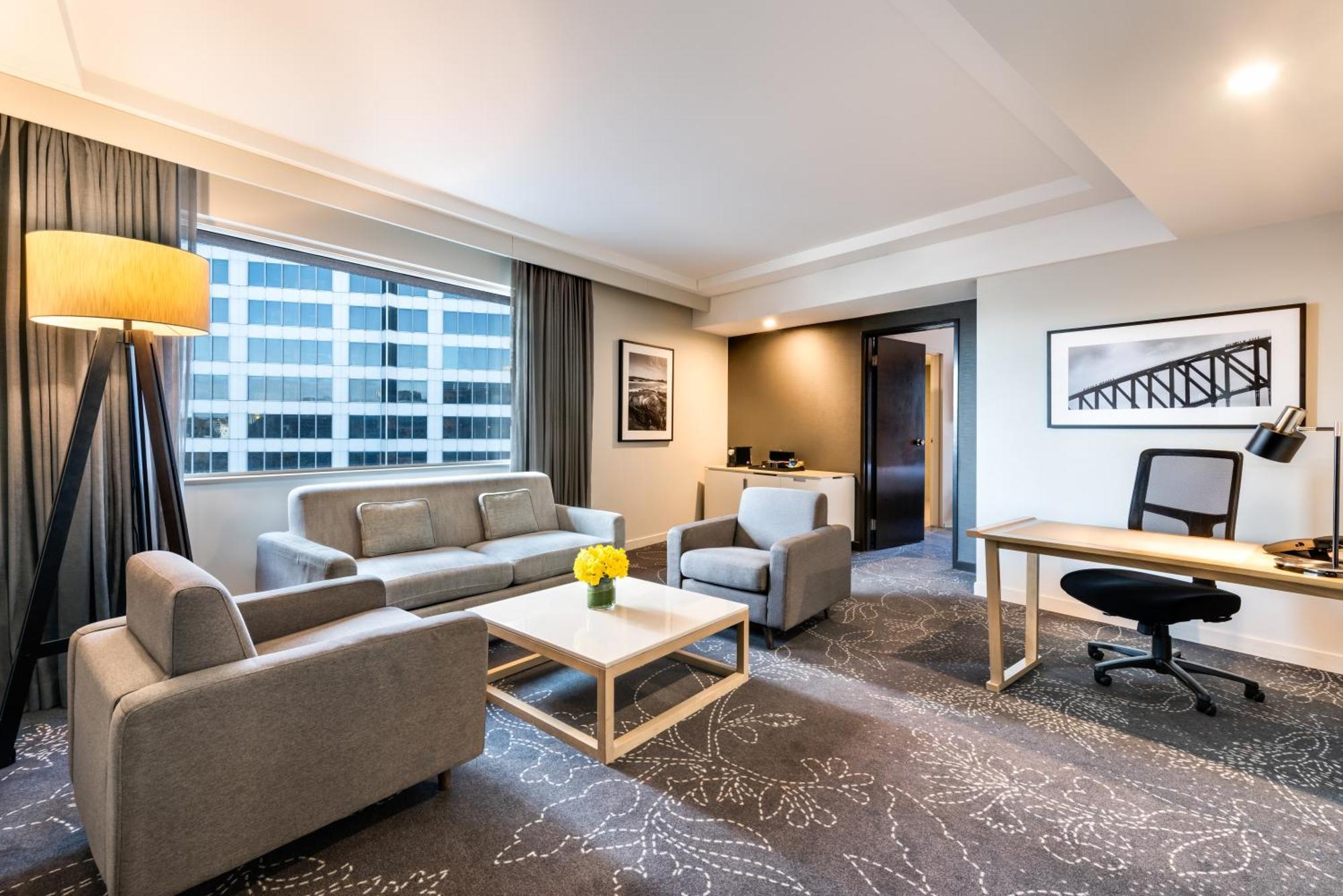 Parkroyal Darling Harbour, Hotel