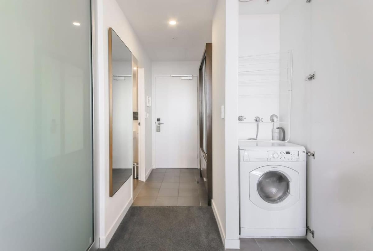 2 Beds Luxury In The Heart Of Chatswood12 Apartment Sydney
