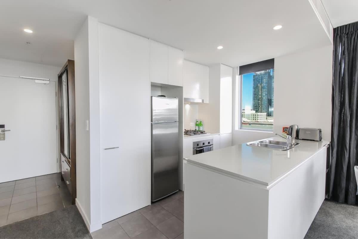 2 Beds Luxury In The Heart Of Chatswood12