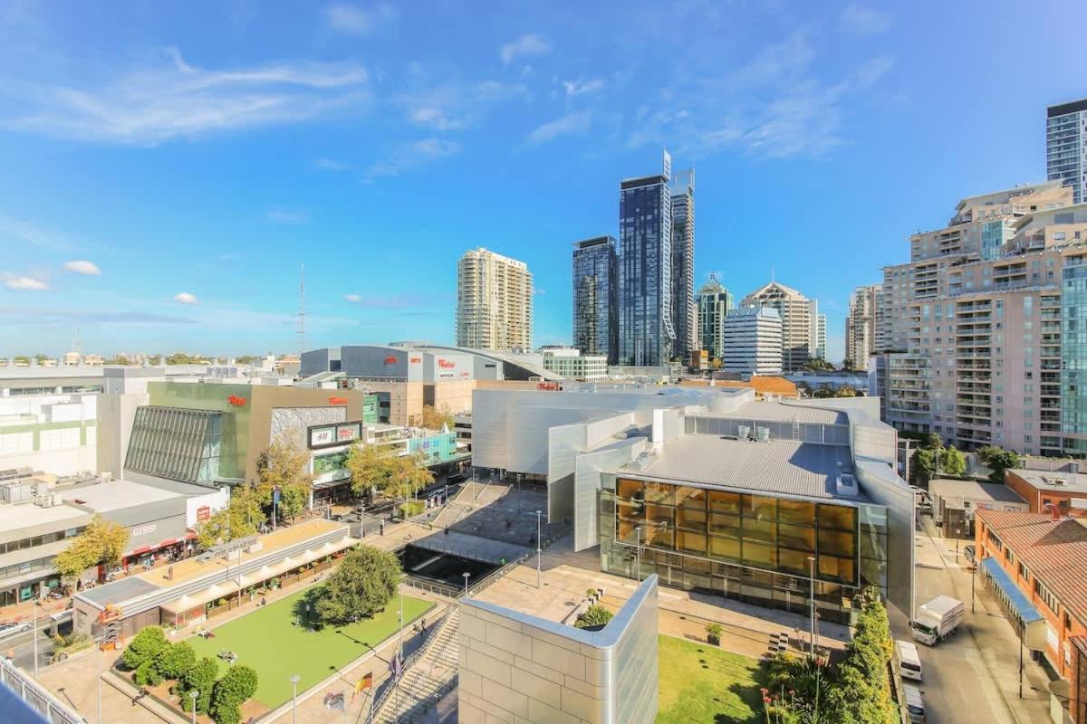 2 Beds Luxury In The Heart Of Chatswood12 Apartment Sydney