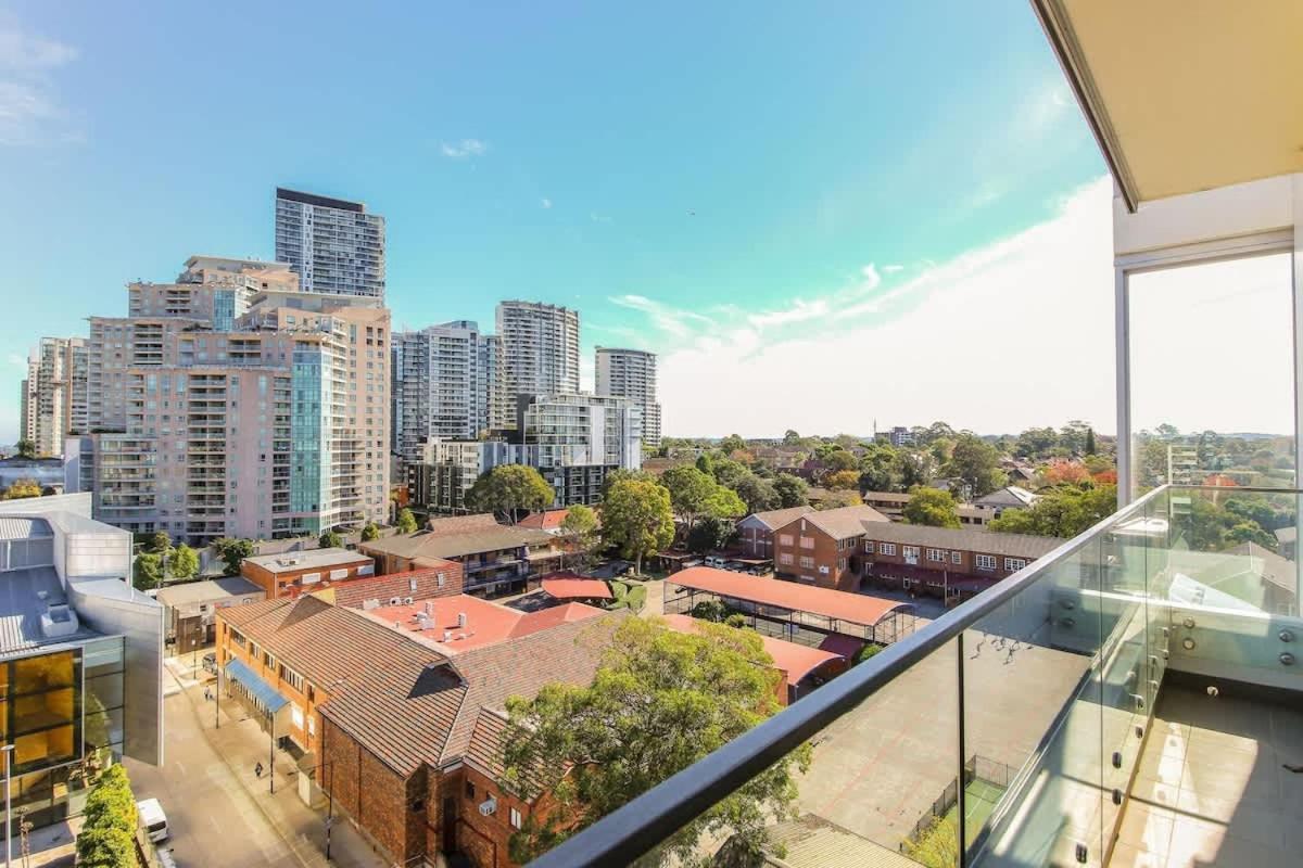 2 Beds Luxury In The Heart Of Chatswood12 *