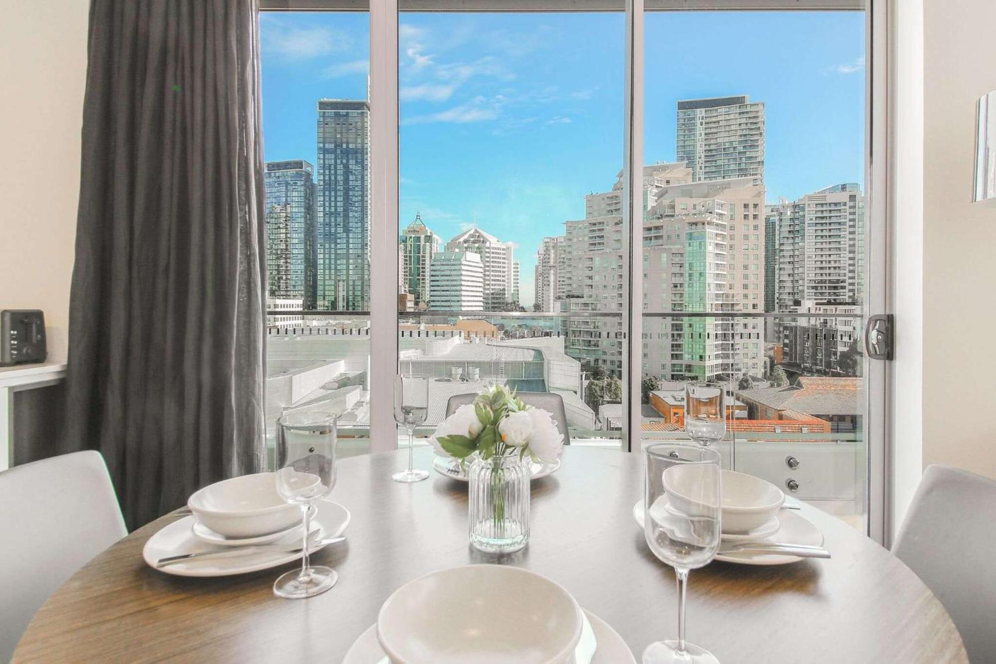 Apartment 2 Beds Luxury In The Heart Of Chatswood12 *