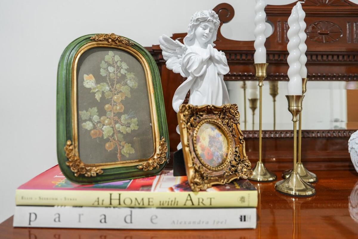 Timeless Charm A Vintage Escape Apartment *