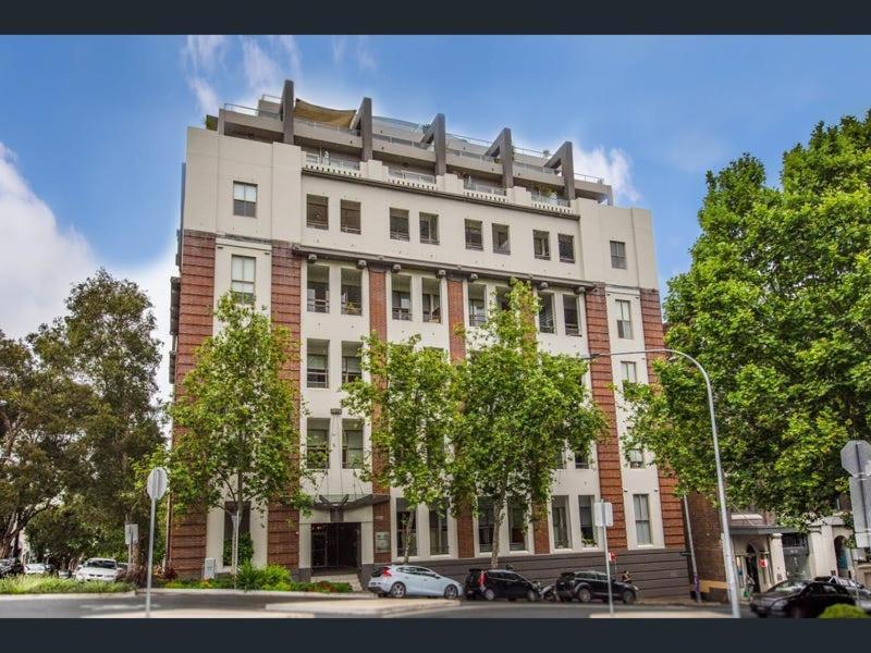 Apartment Surry Hills Loft-style Heritage 1br - Indoor Pool, Sauna & Gym Sydney