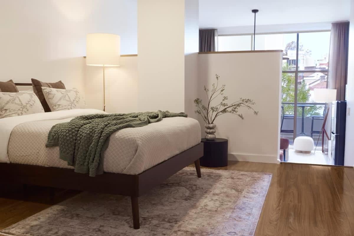 Surry Hills Loft-style Heritage 1br - Indoor Pool, Sauna & Gym