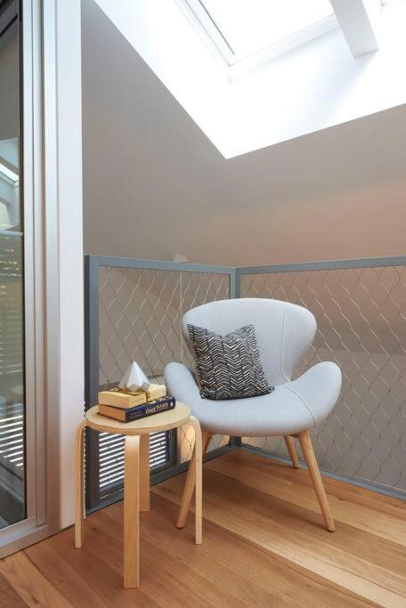 Gorgeous Glebe Loft Living