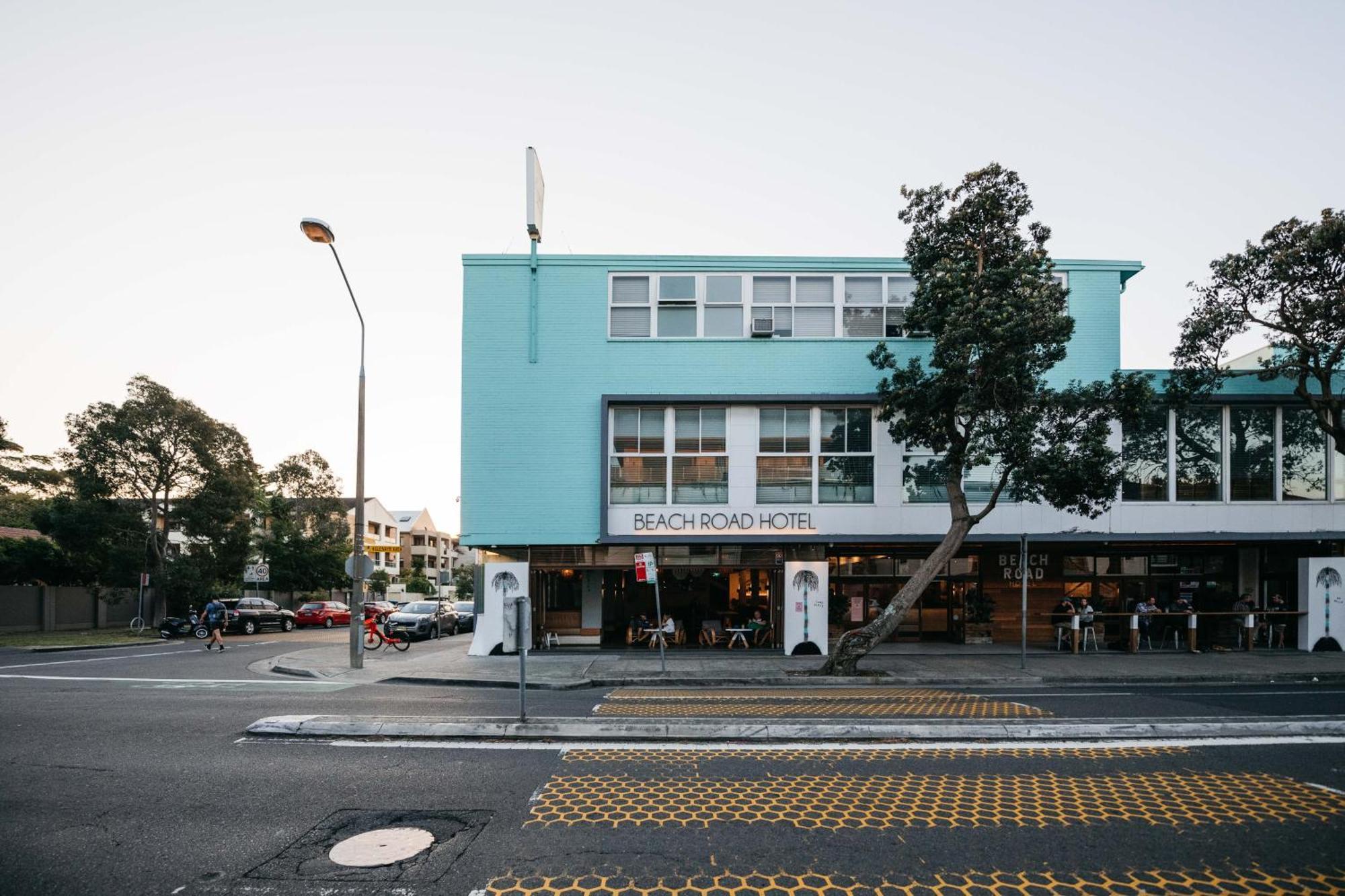 Barrys Road 3* Sydney