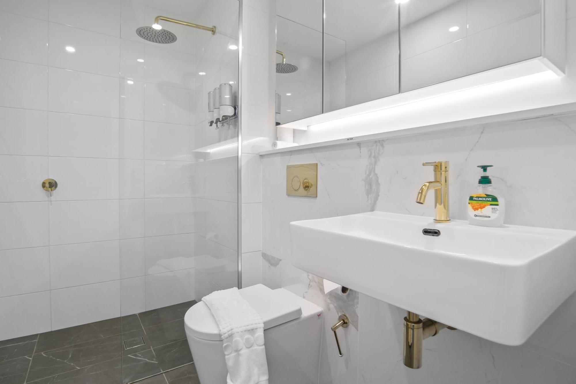 Skyline View2br Close To Easter Show * Sydney