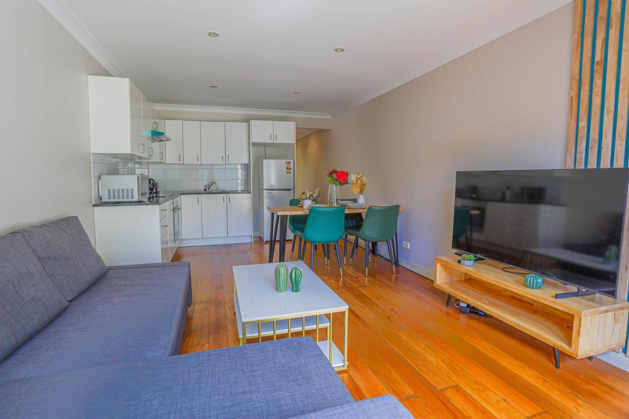 Elegant 2 Bedroom Close To Buz Bridge Rd 2 E-bikes Included Bahay bakasyunan Sydney