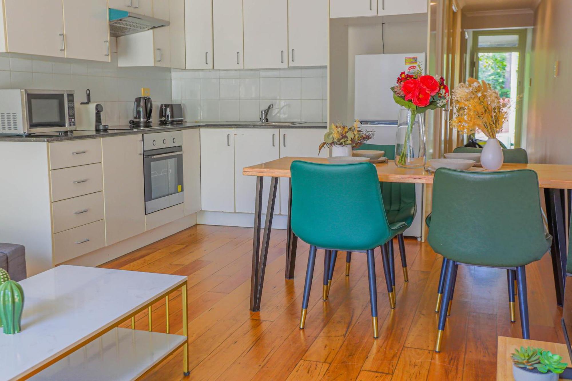 Elegant 2 Bedroom Close To Buz Bridge Rd 2 E-bikes Included Bahay bakasyunan *