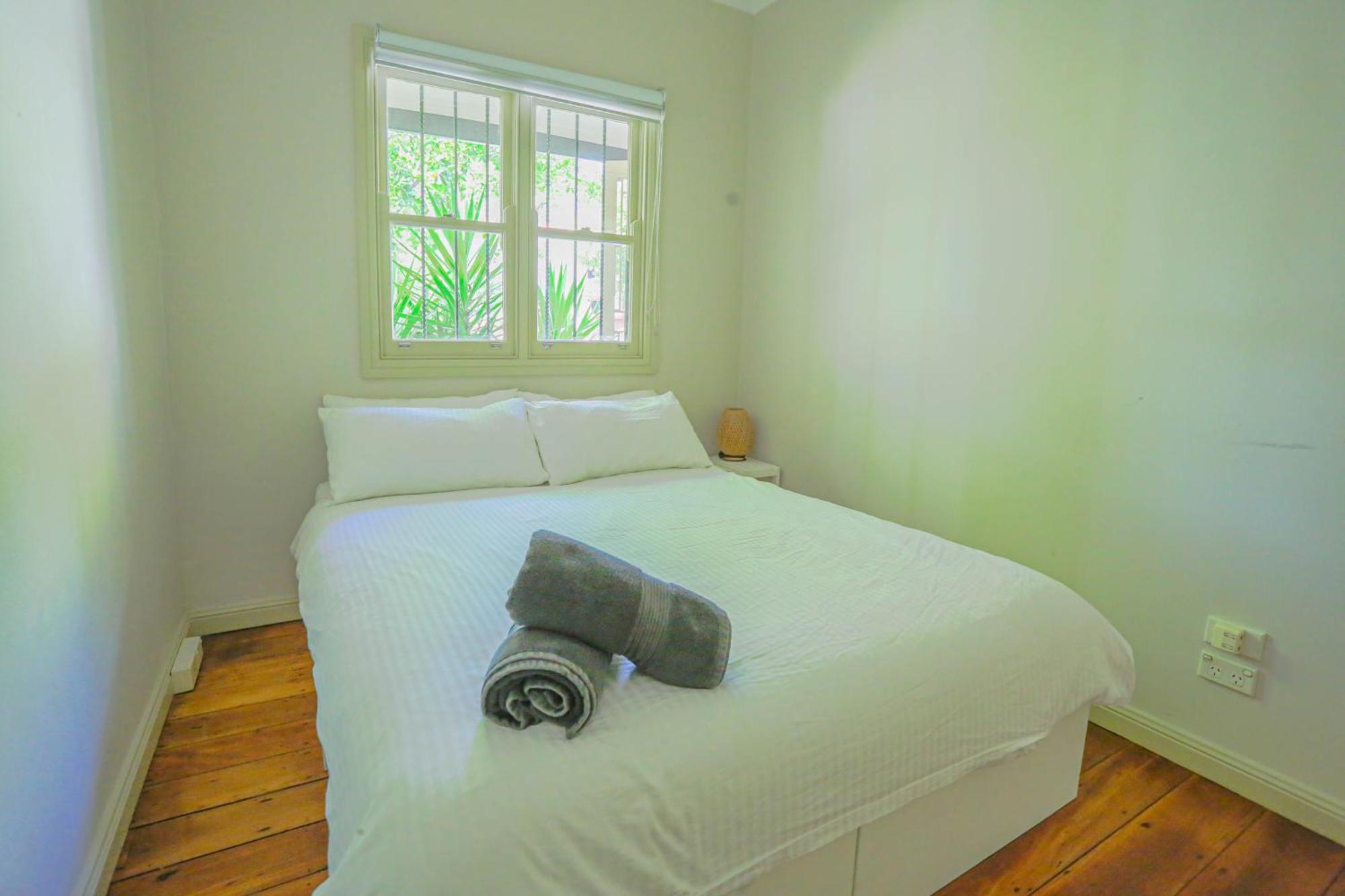 Elegant 2 Bedroom Close To Buz Bridge Rd 2 E-bikes Included Bahay bakasyunan Sydney