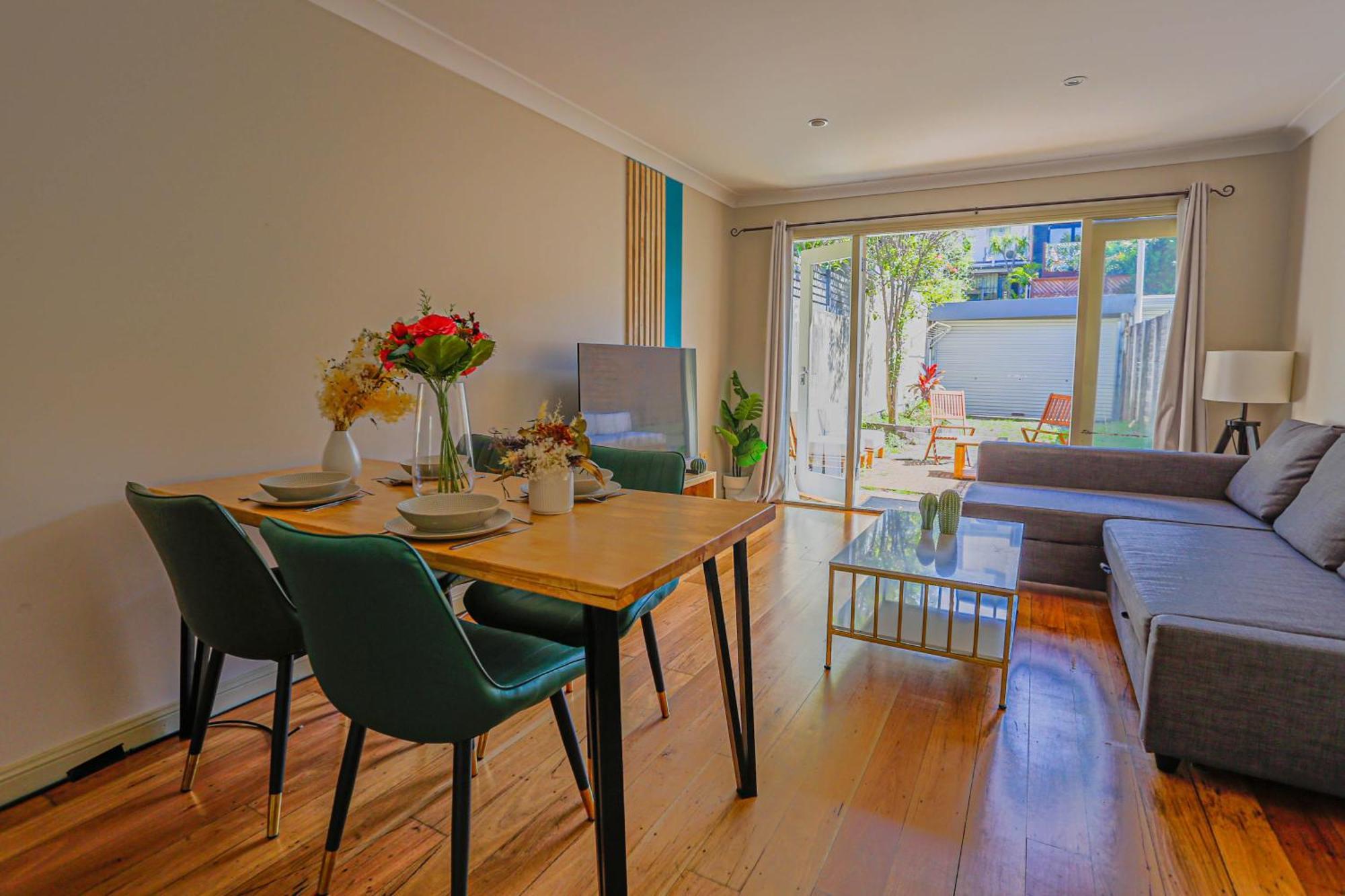 Elegant 2 Bedroom Close To Buz Bridge Rd 2 E-bikes Included Sydney