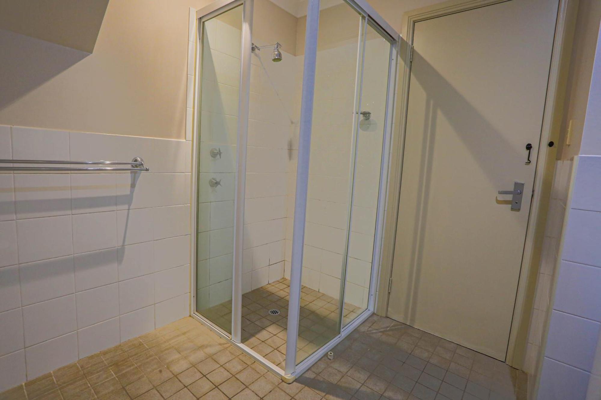Elegant 2 Bedroom Close To Buz Bridge Rd 2 E-bikes Included Bahay bakasyunan