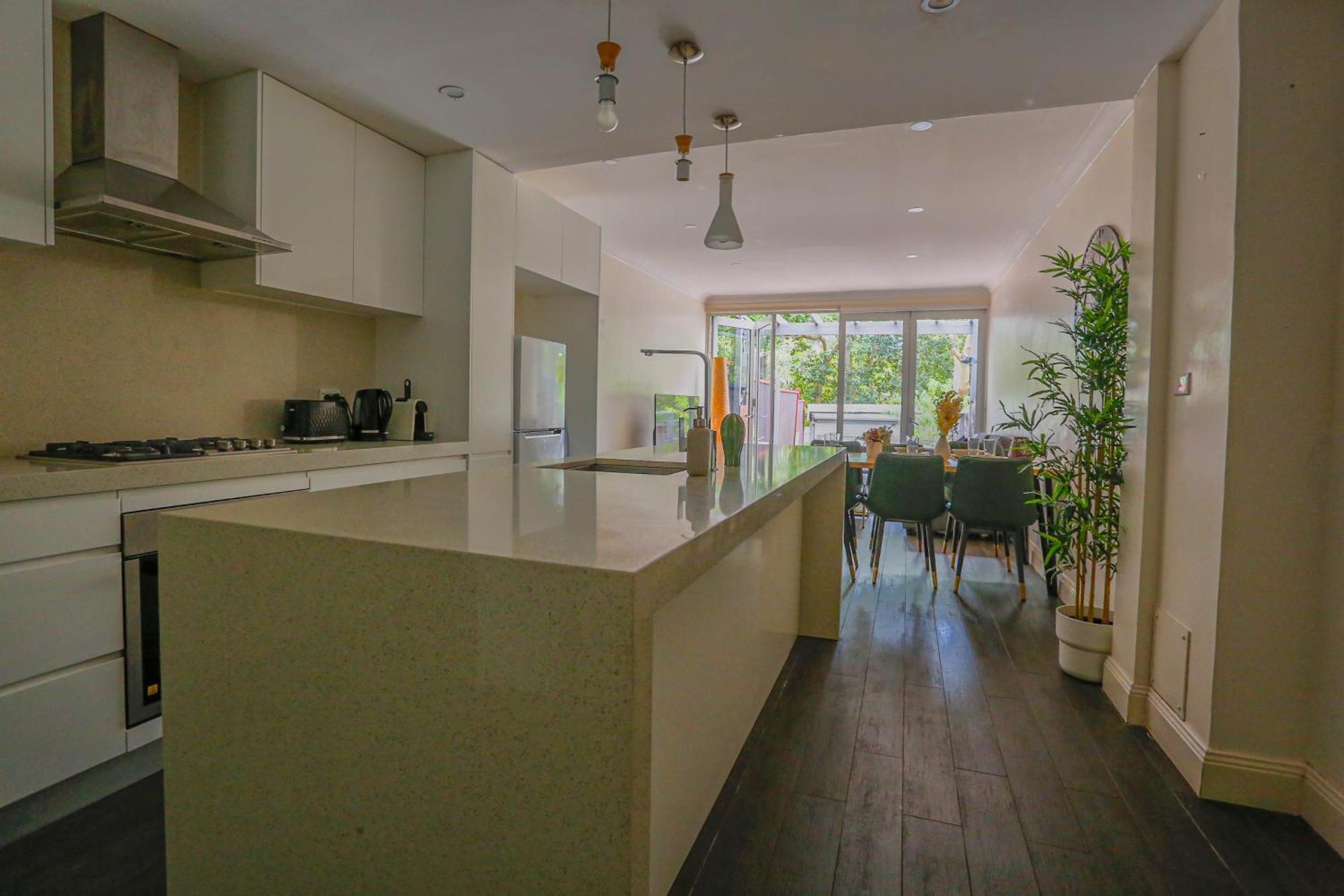 Casa de férias Ideal 3 Bedroom House Centre Glebe 2 E-bikes Included Sidney