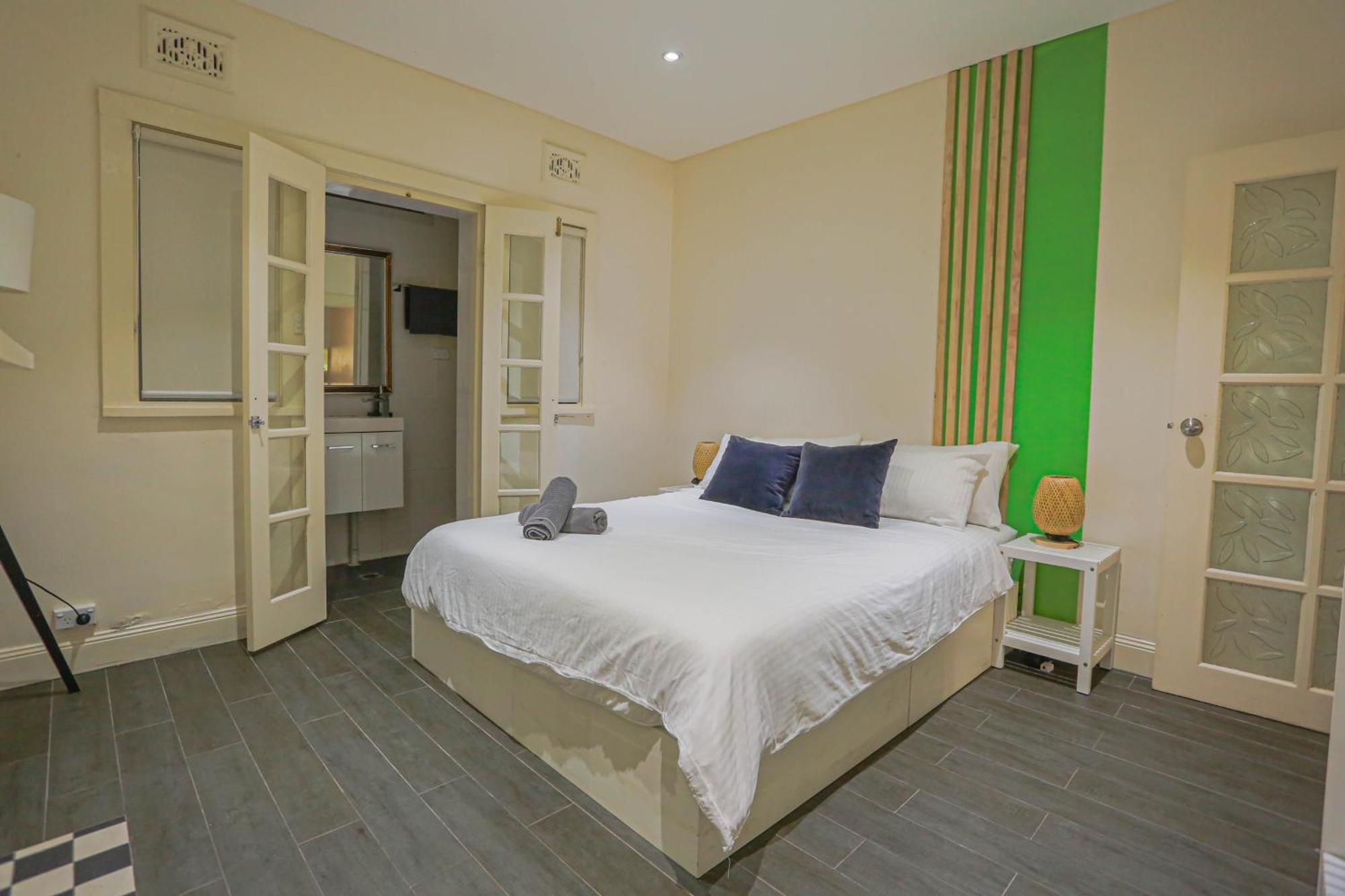 Ideal 3 Bedroom House Centre Glebe 2 E-bikes Included