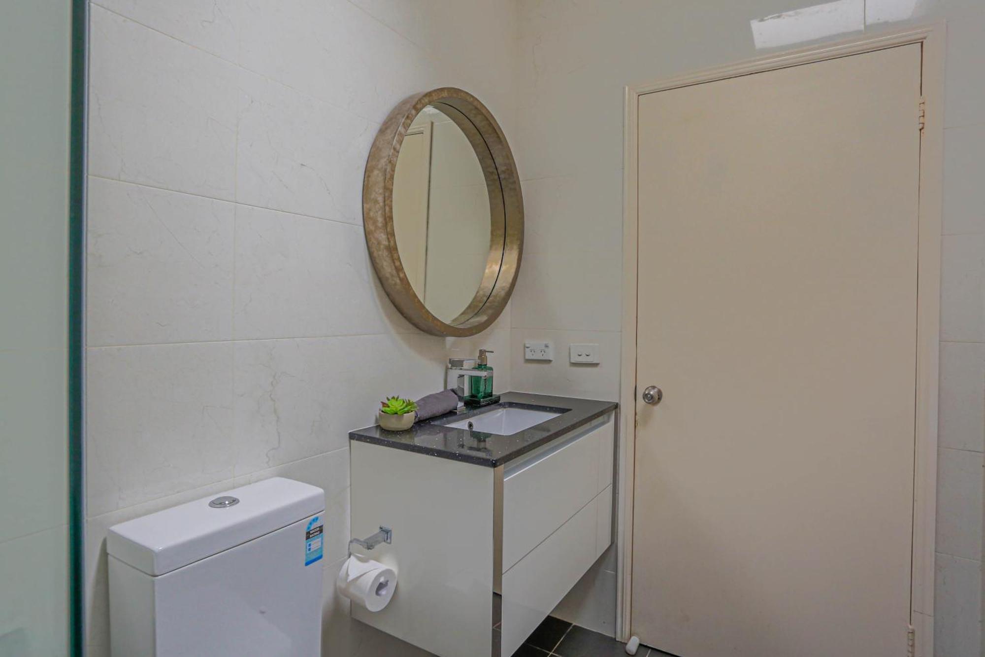 Ideal 3 Bedroom House Centre Glebe 2 E-bikes Included Casa de férias Sidney