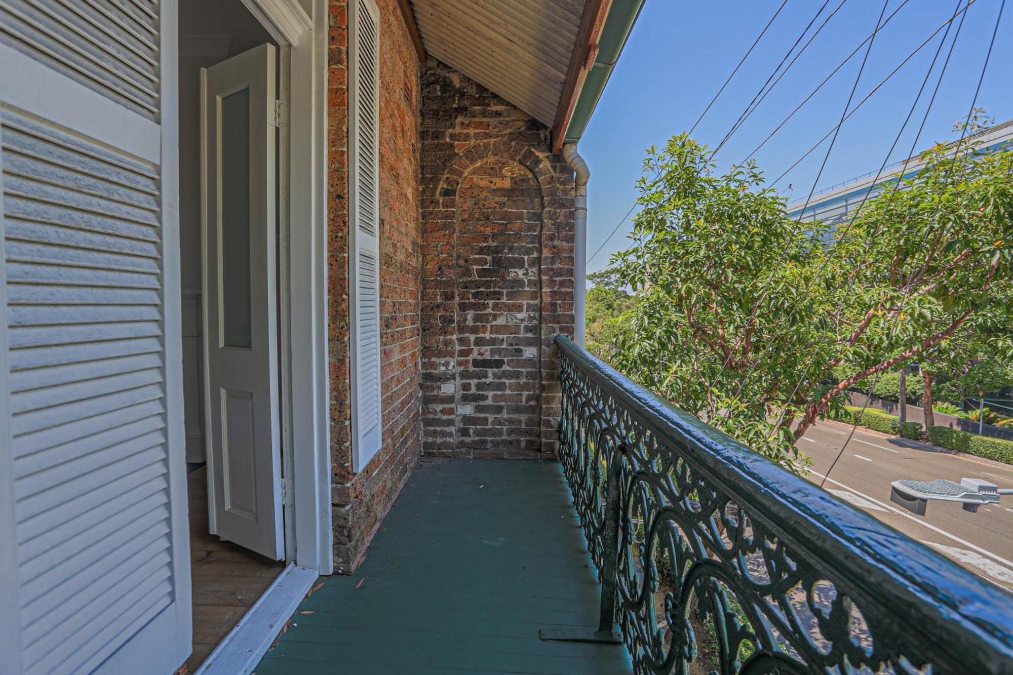 2 Bedroom House With 2 E-bikes Included At Centre Of Chippendale Holiday home *