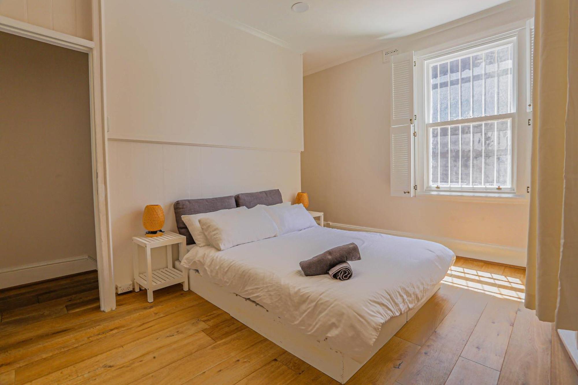 Holiday home 2 Bedroom House With 2 E-bikes Included At Centre Of Chippendale